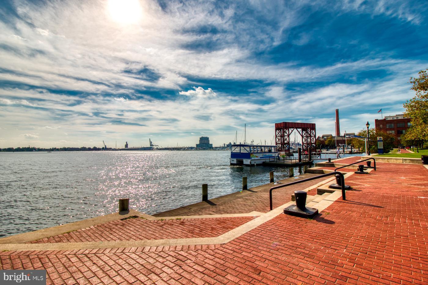 CANTON SQUARE - Residential