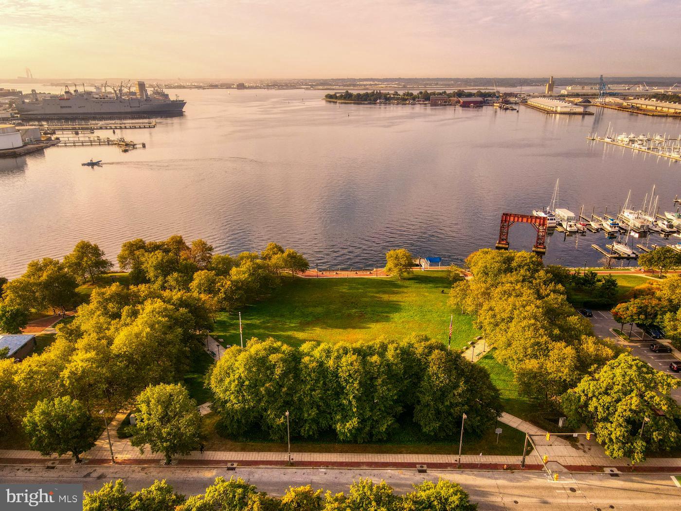 CANTON SQUARE - Residential