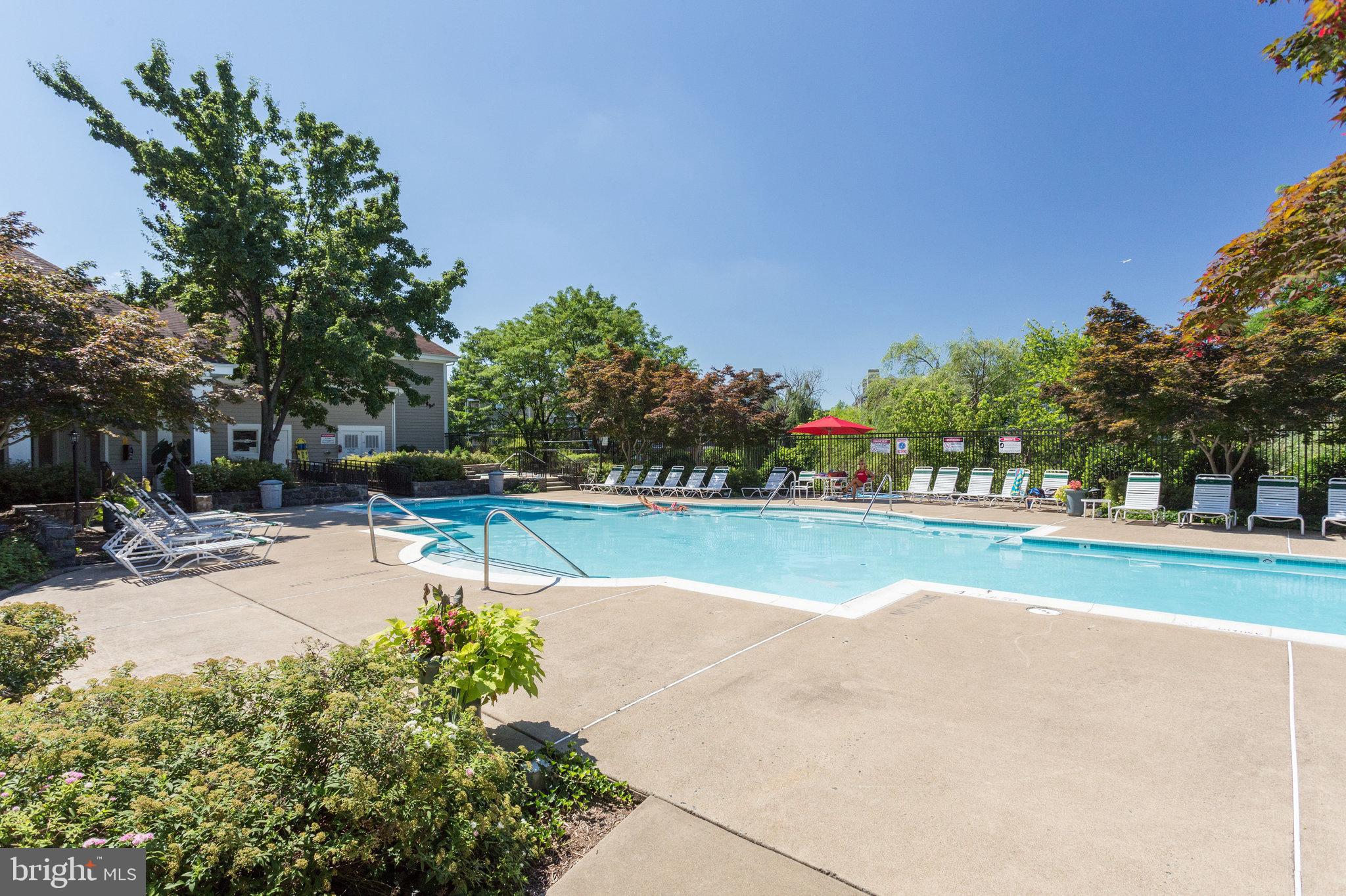 SANDERLING CONDO - Residential