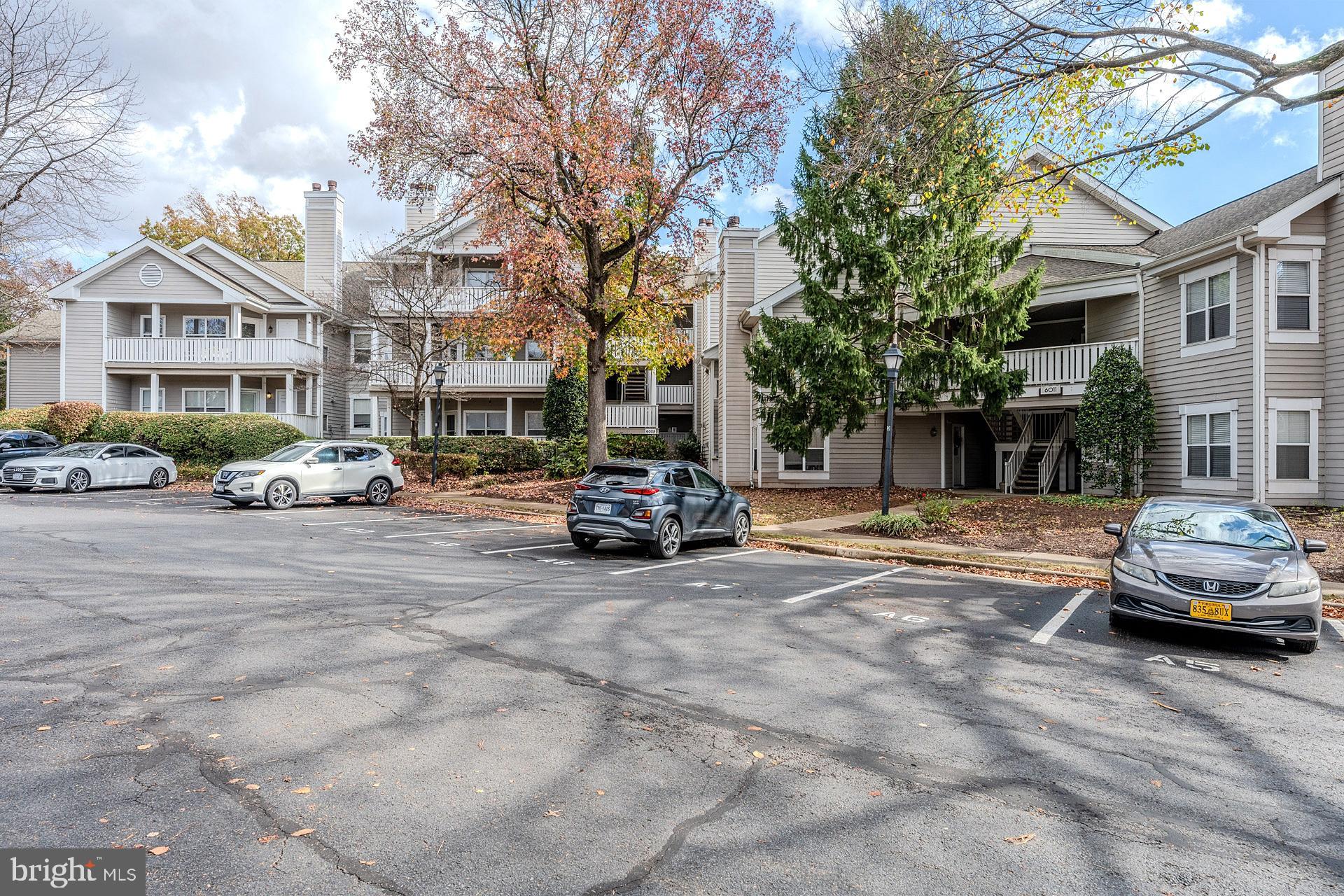 SANDERLING CONDO - Residential