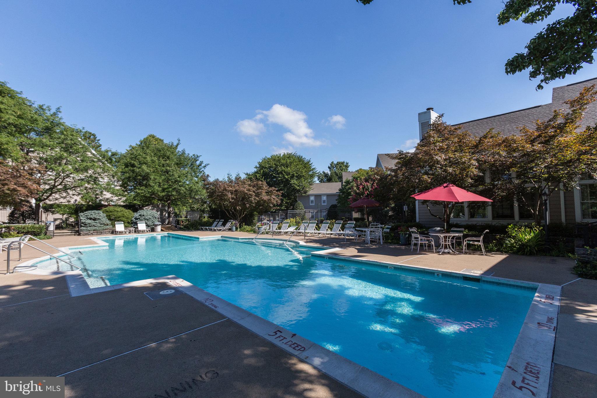 SANDERLING CONDO - Residential
