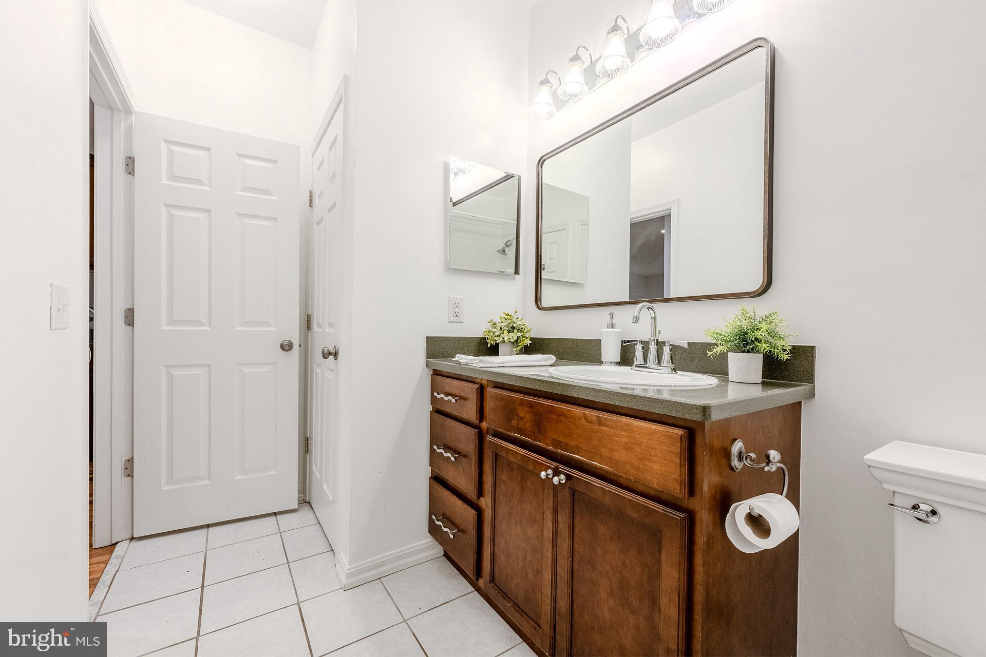 SANDERLING CONDO - Residential