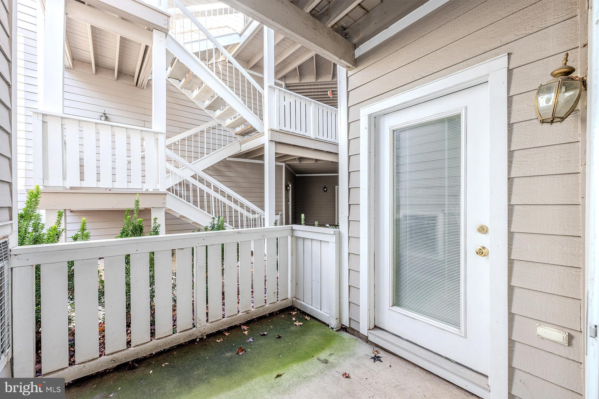 SANDERLING CONDO - Residential