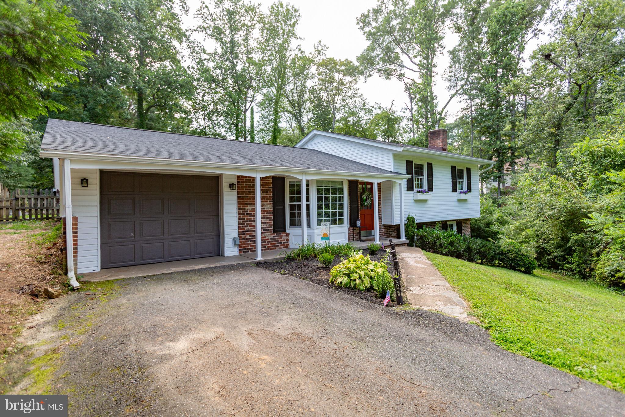 3 WARFIELD PLACE