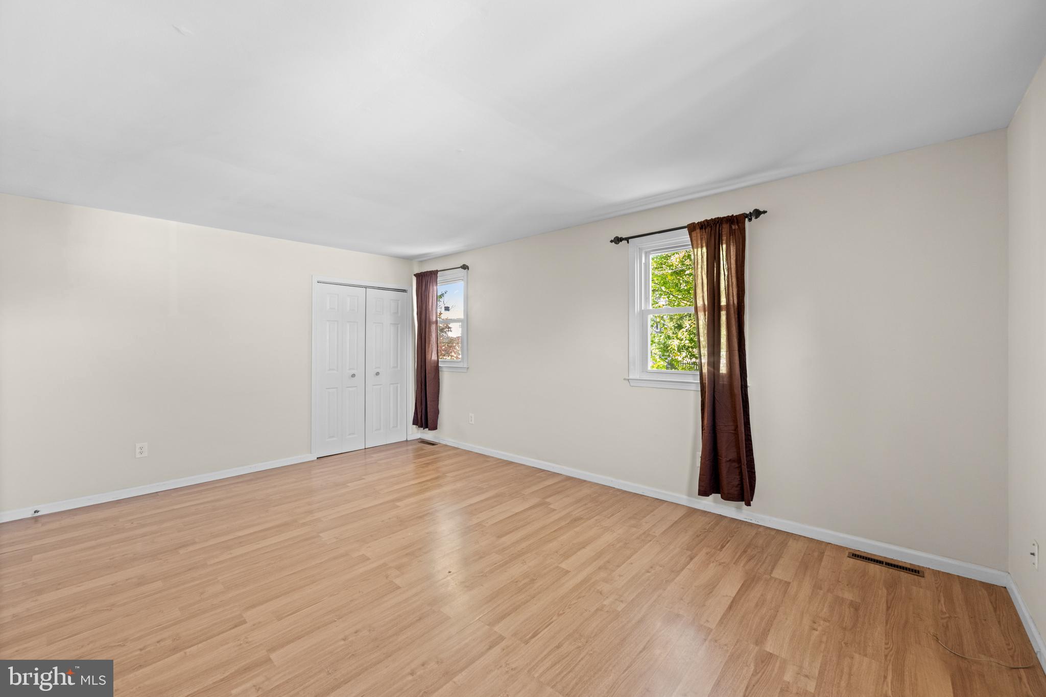 WESTVIEW ACRES - Residential