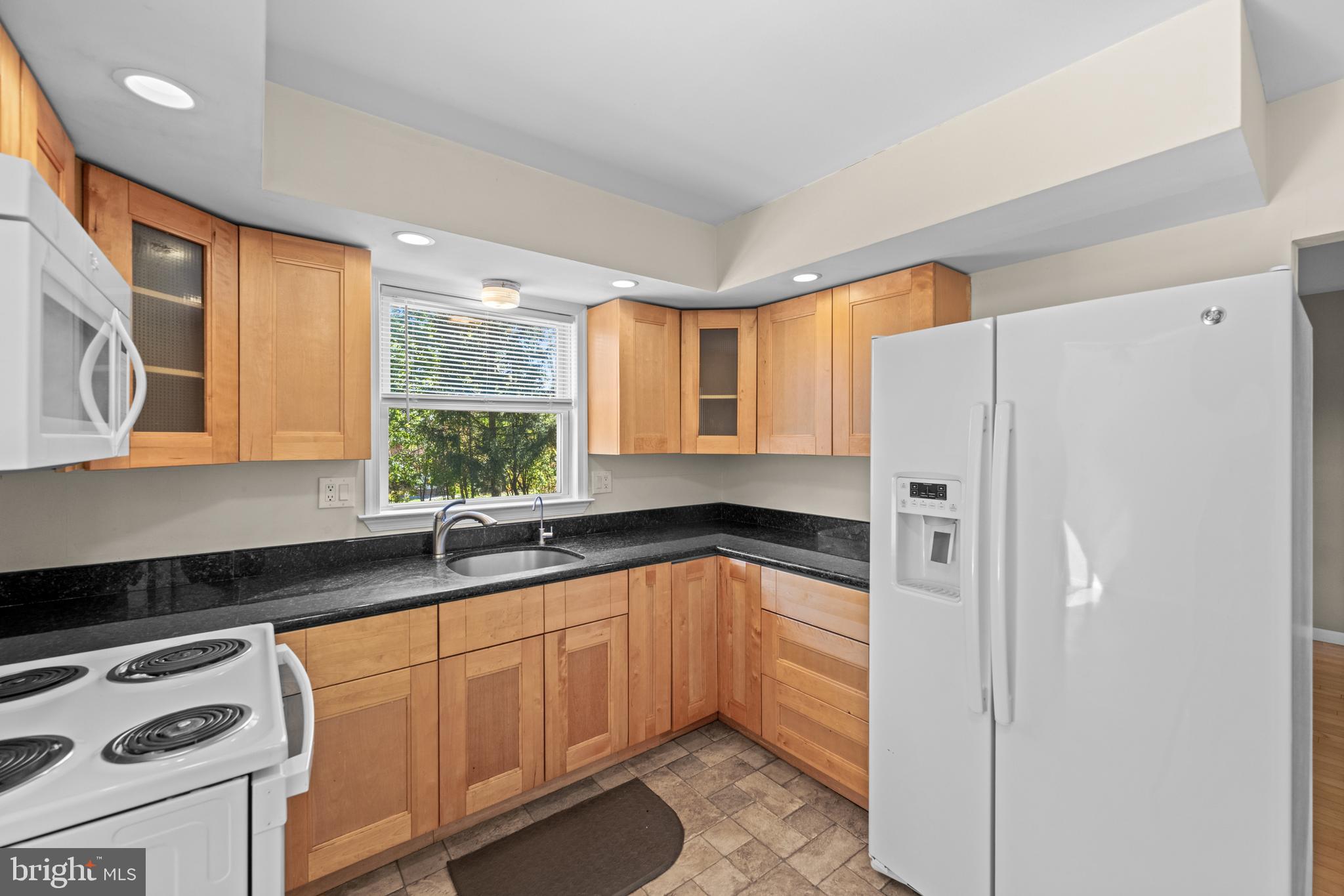 WESTVIEW ACRES - Residential