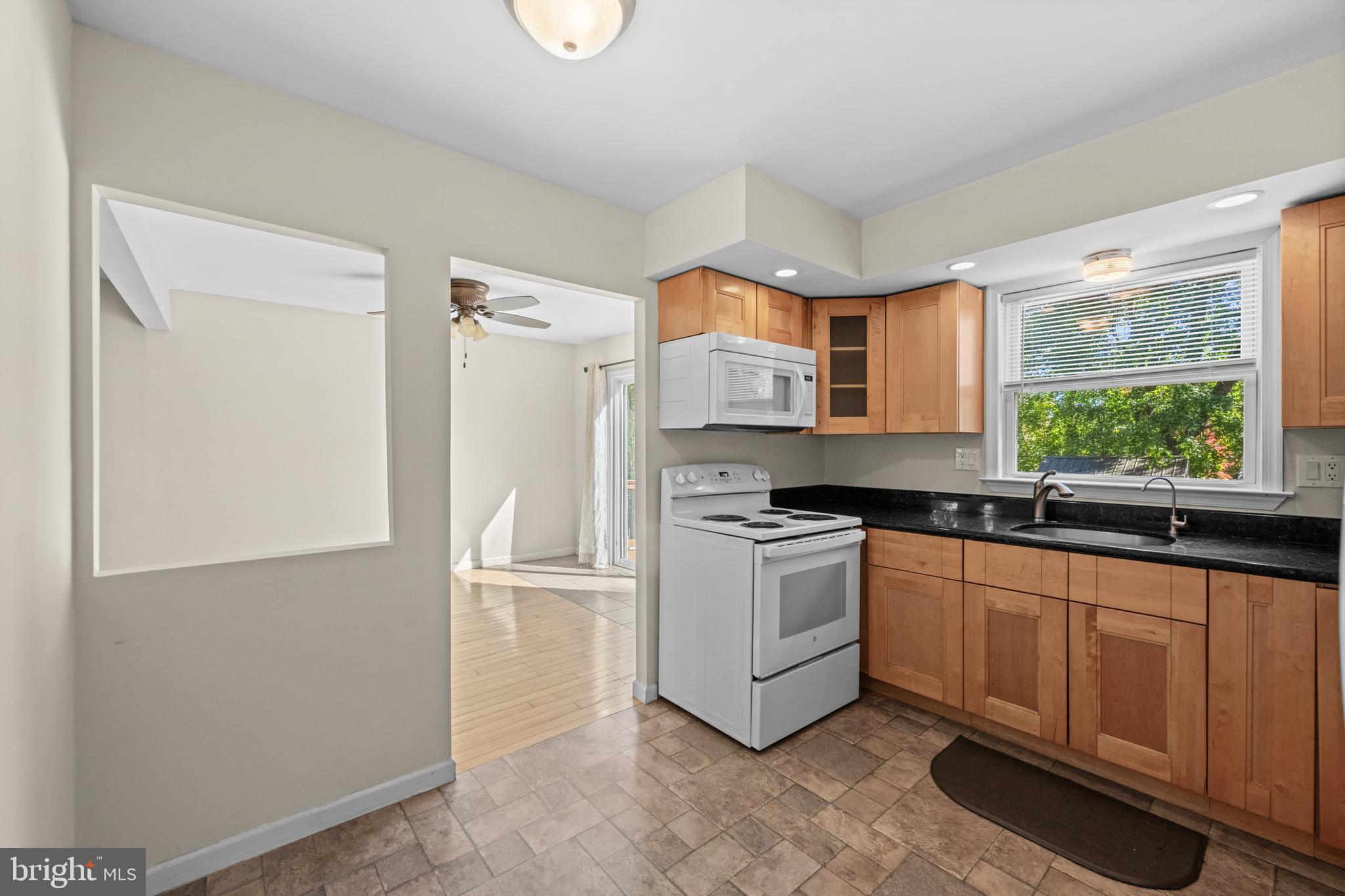 WESTVIEW ACRES - Residential