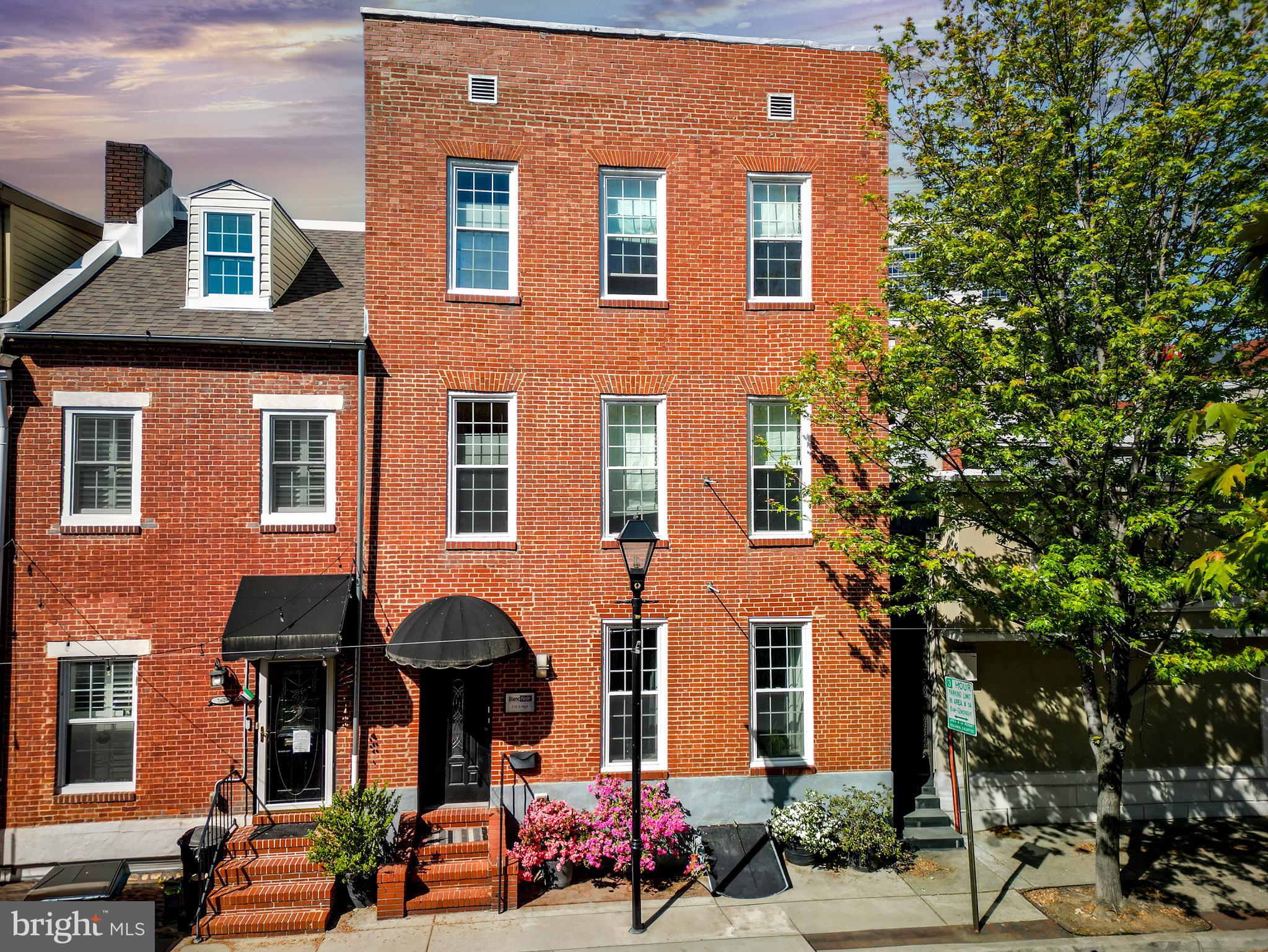 LITTLE ITALY - Residential