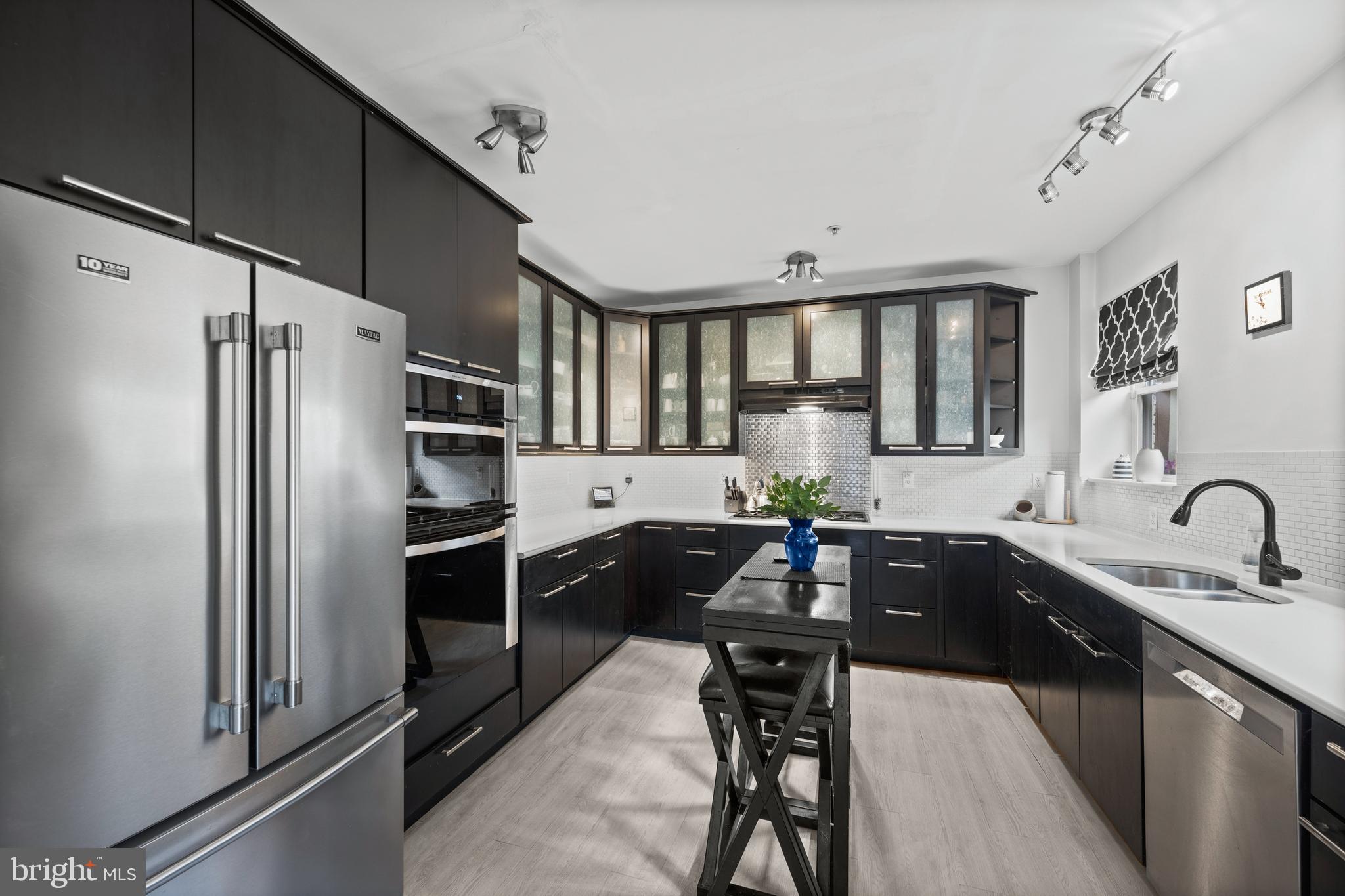 LITTLE ITALY - Residential