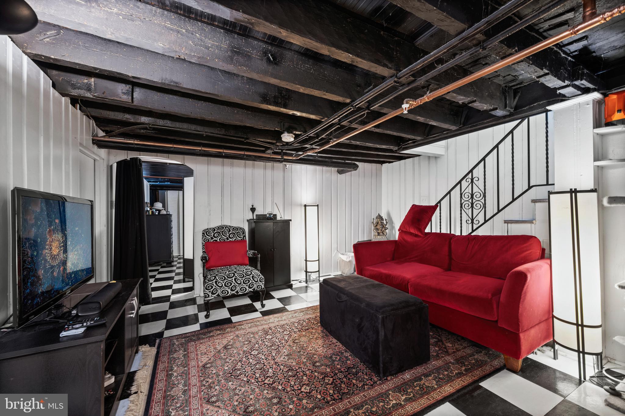 LITTLE ITALY - Residential