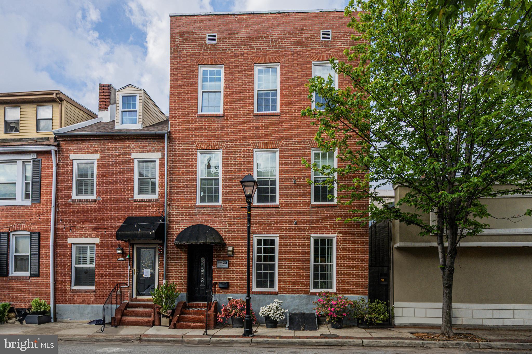 210 S HIGH STREET