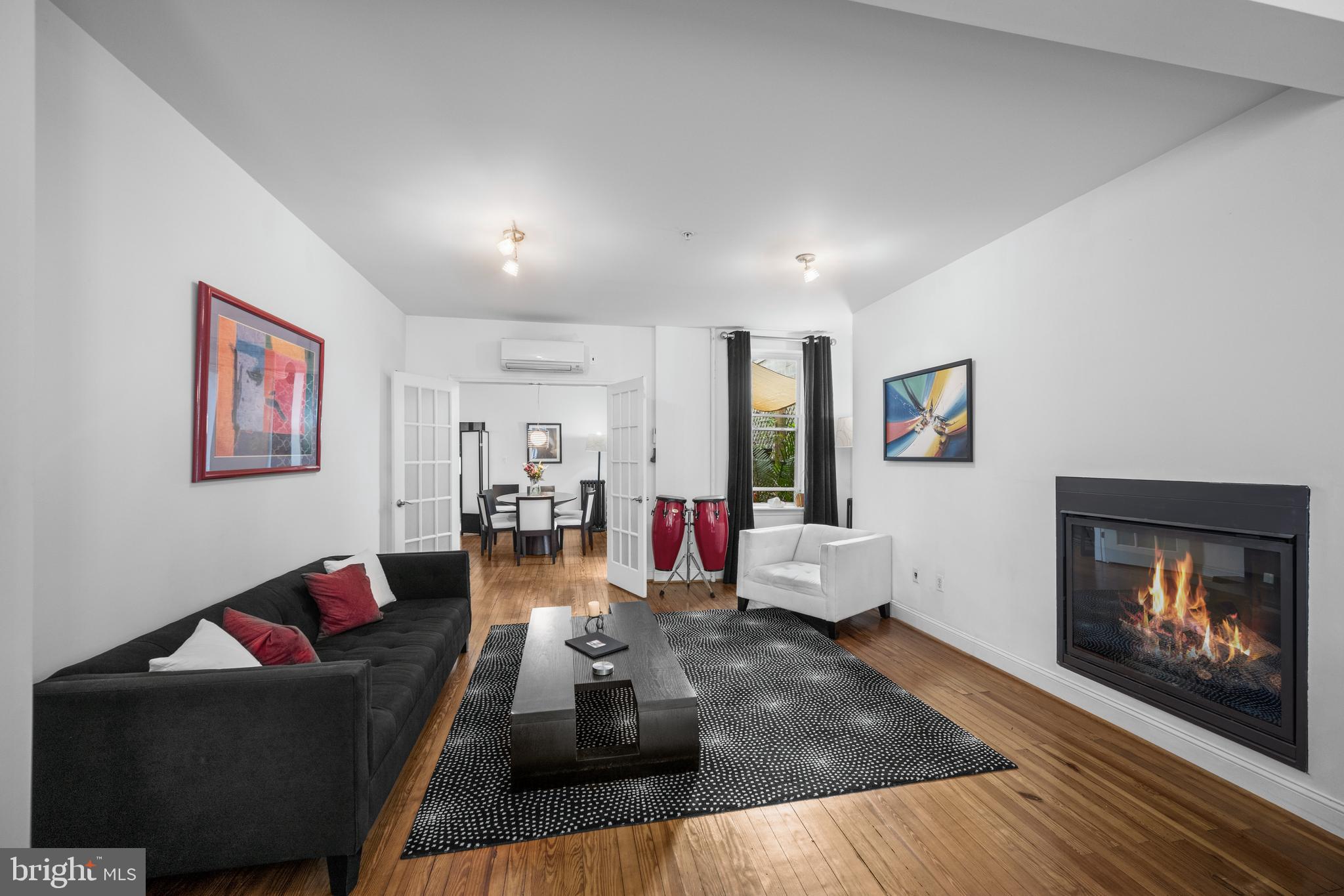 LITTLE ITALY - Residential
