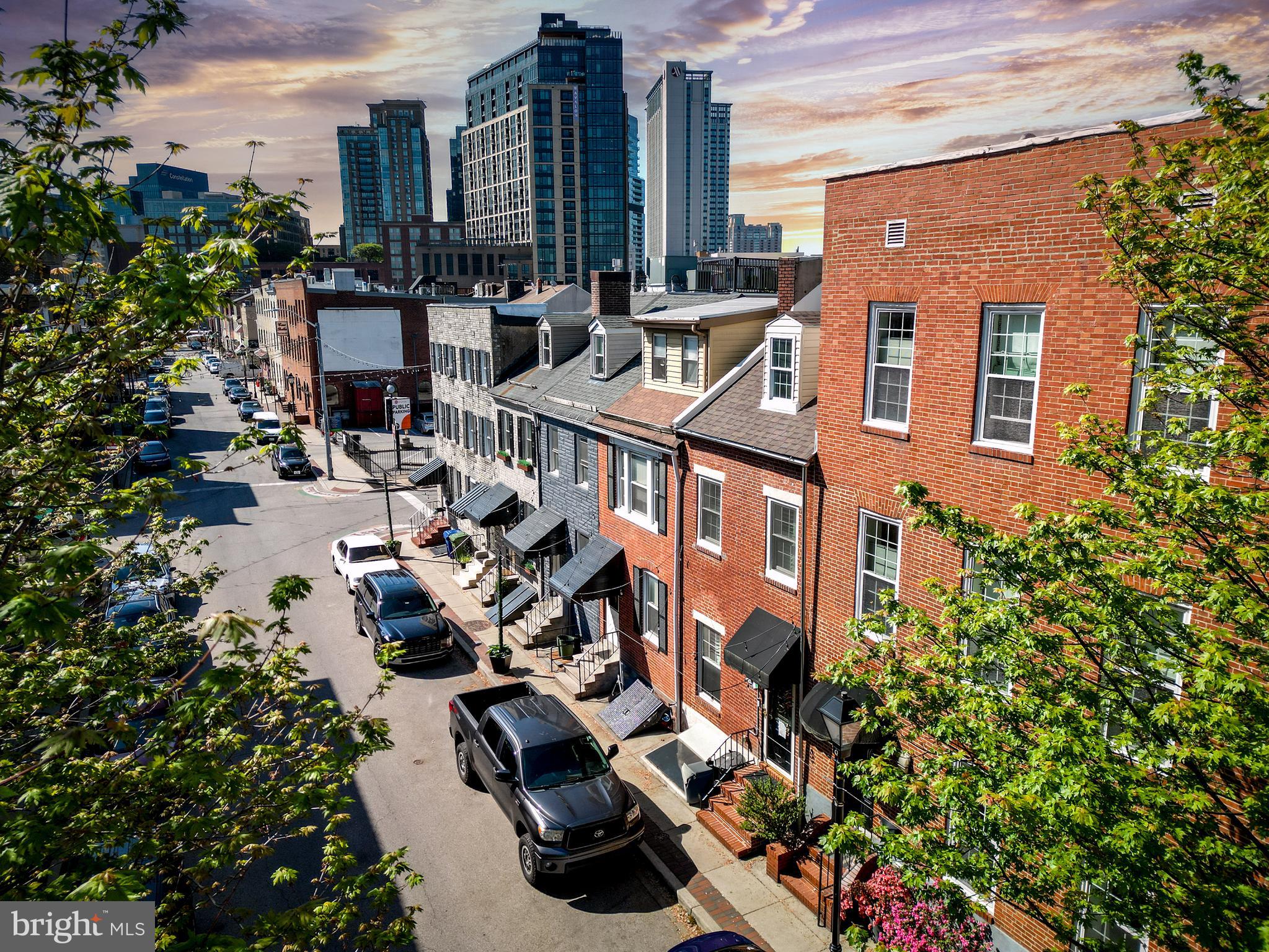LITTLE ITALY - Residential