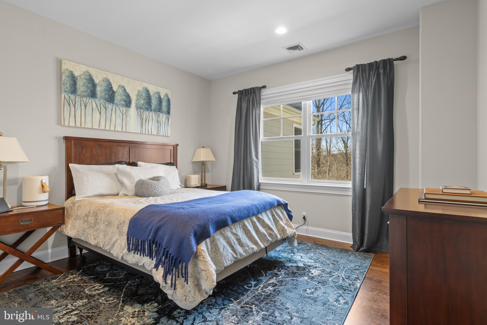 RADNOR HUNT - Residential