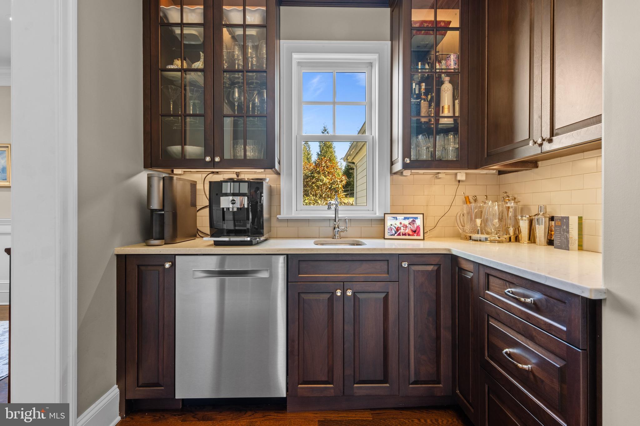 RADNOR HUNT - Residential