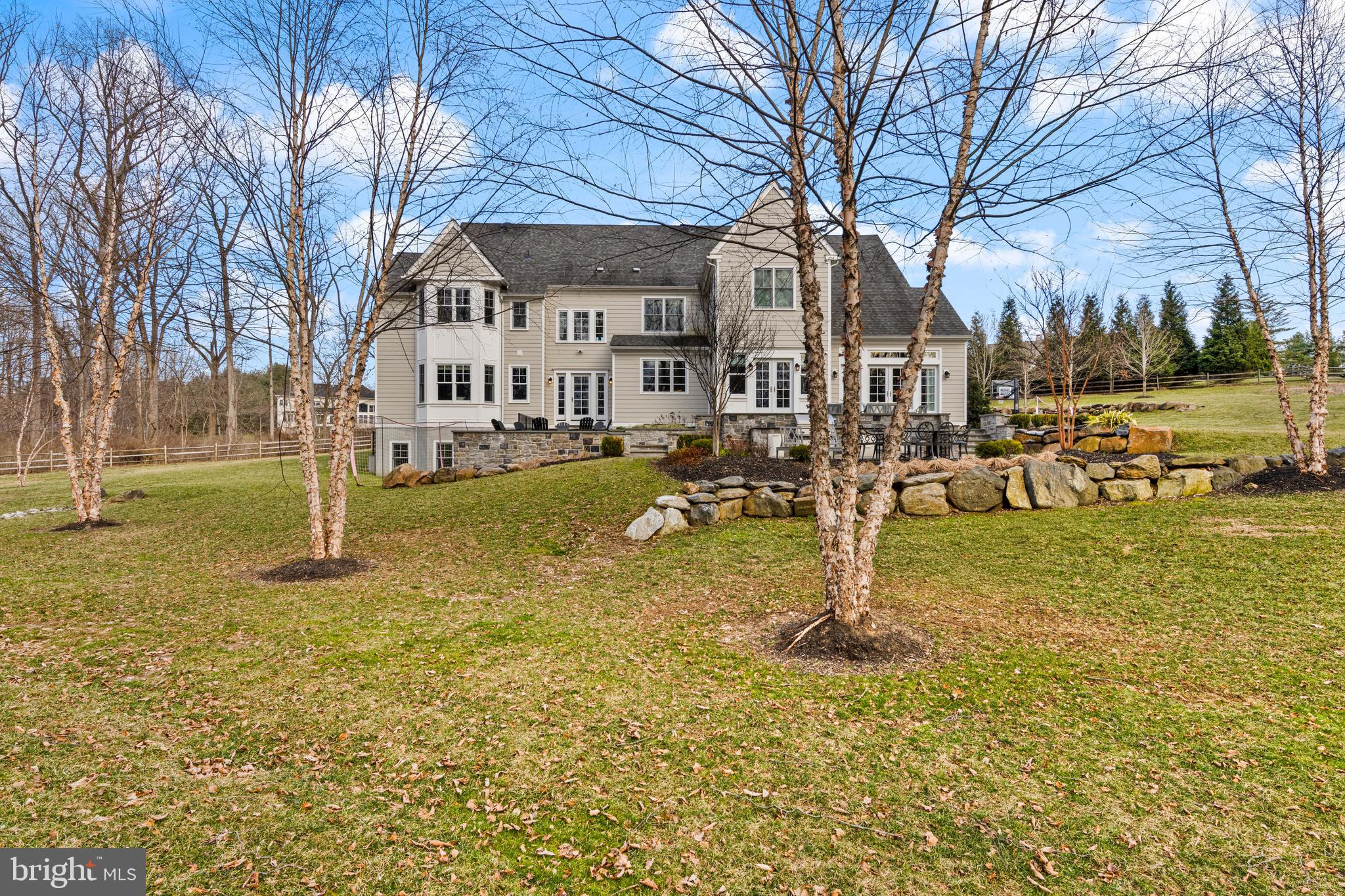 RADNOR HUNT - Residential