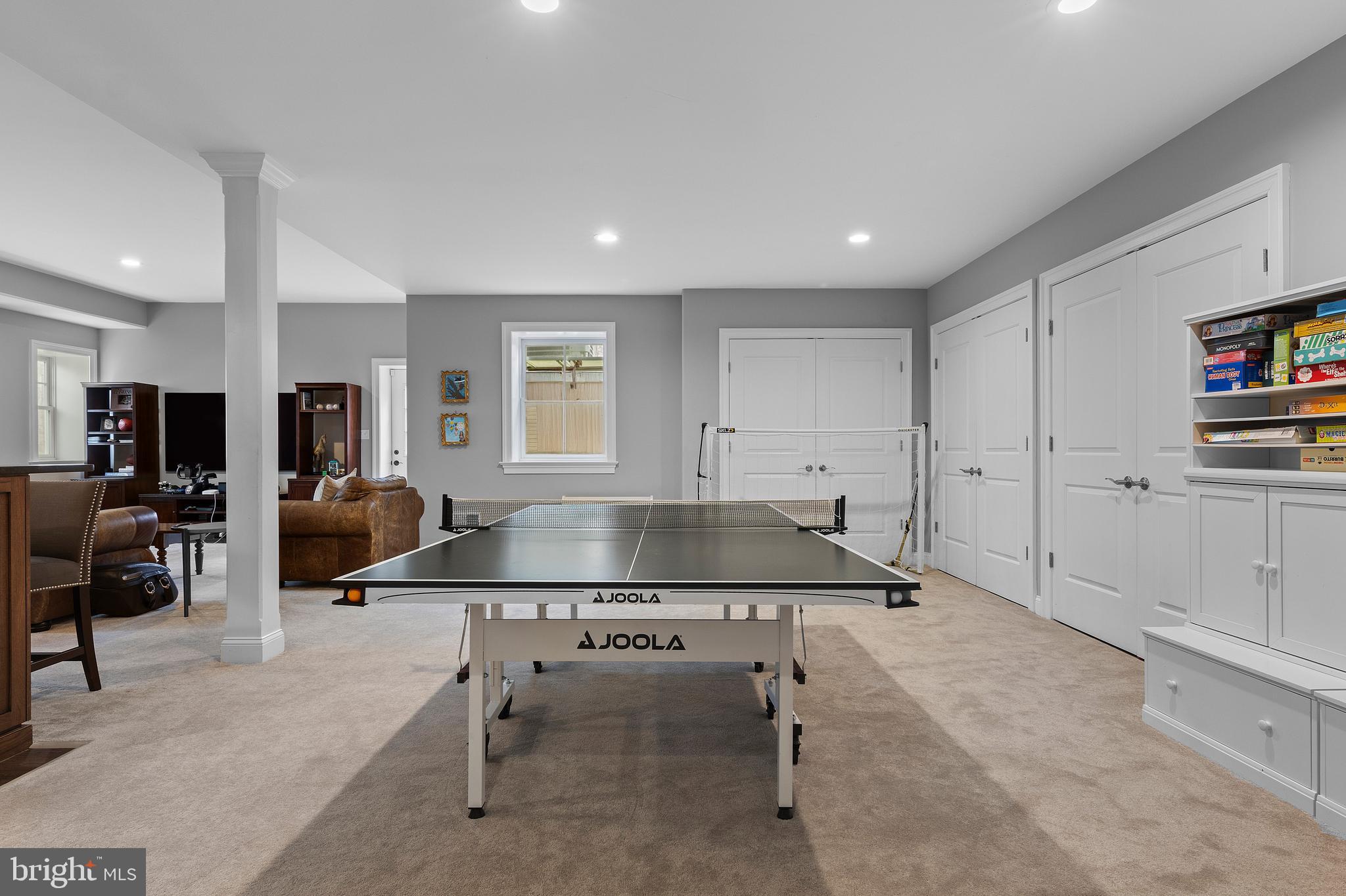 RADNOR HUNT - Residential