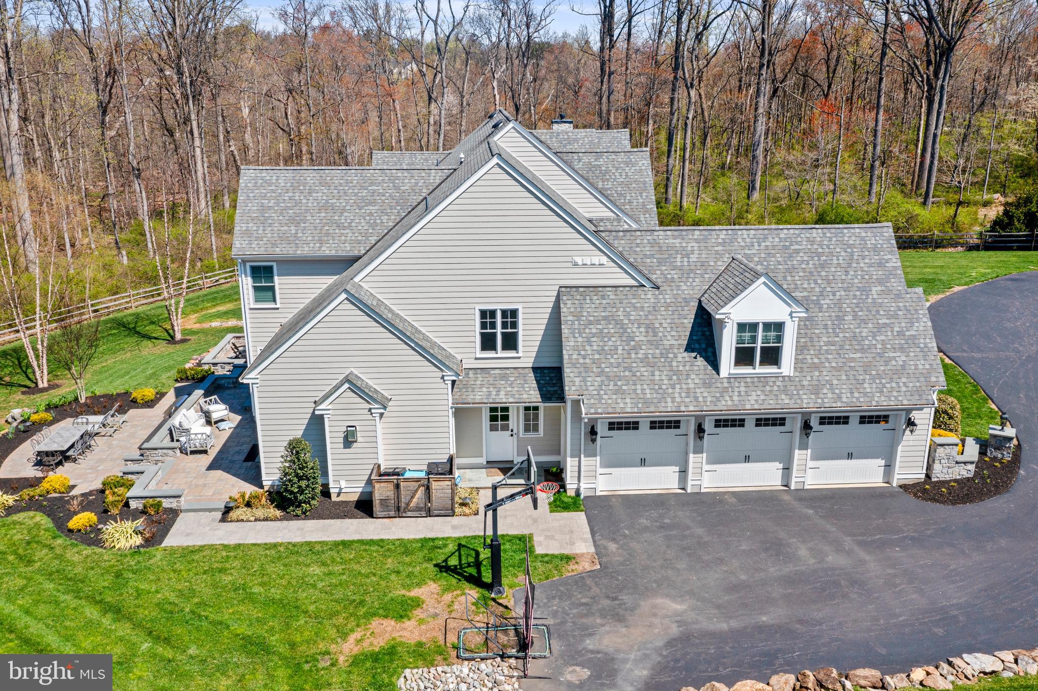 RADNOR HUNT - Residential