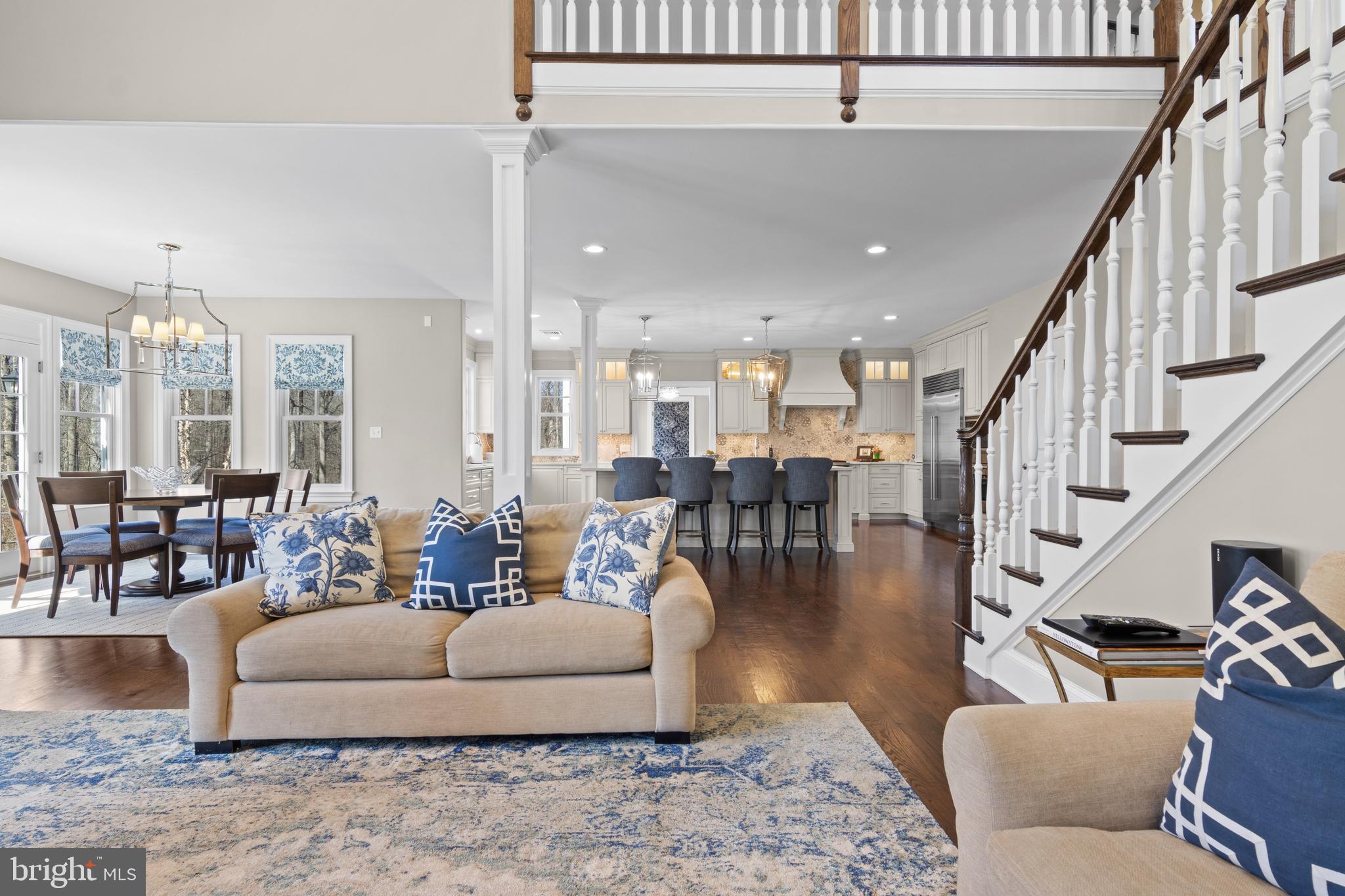 RADNOR HUNT - Residential