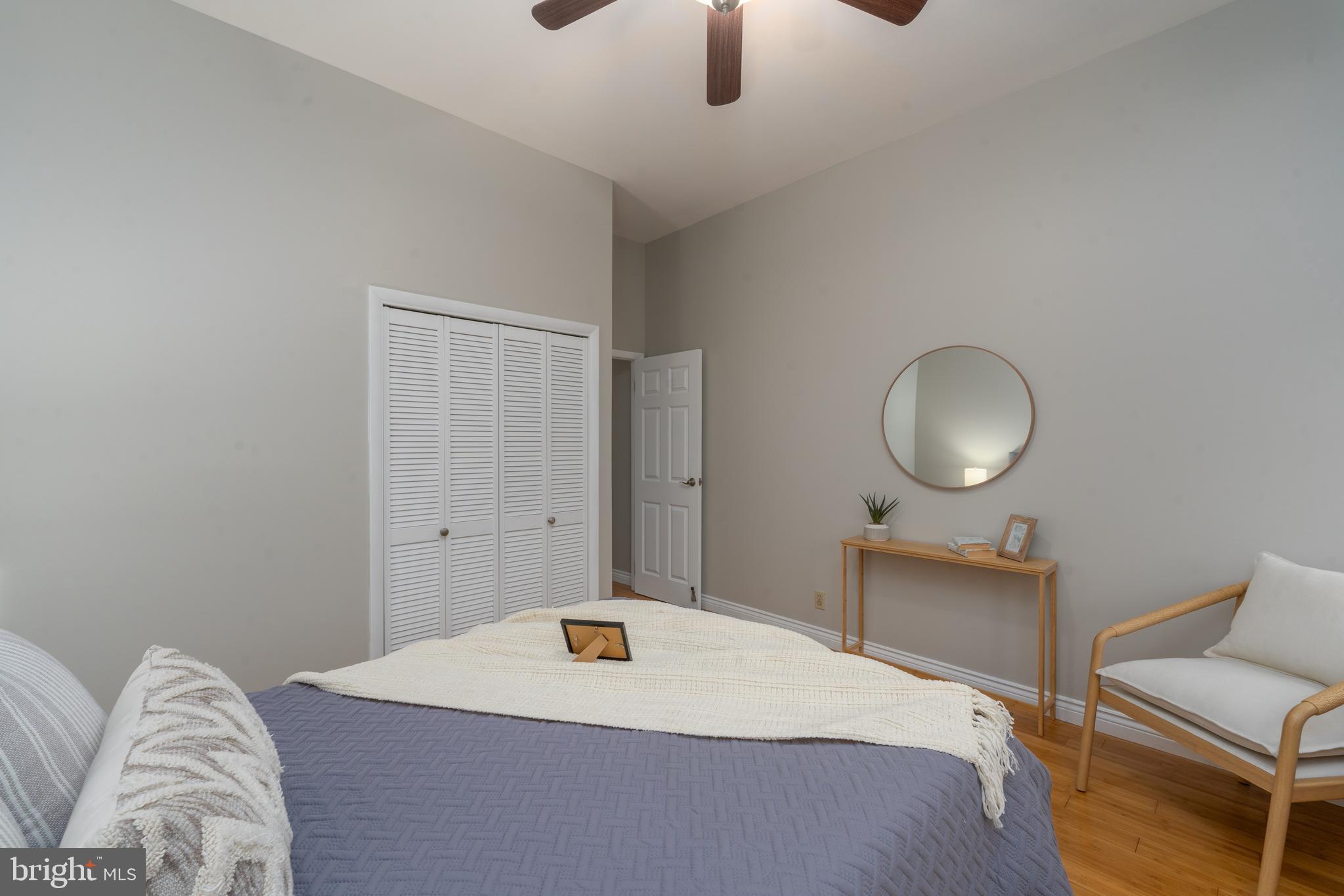 RIVERSIDE - Residential