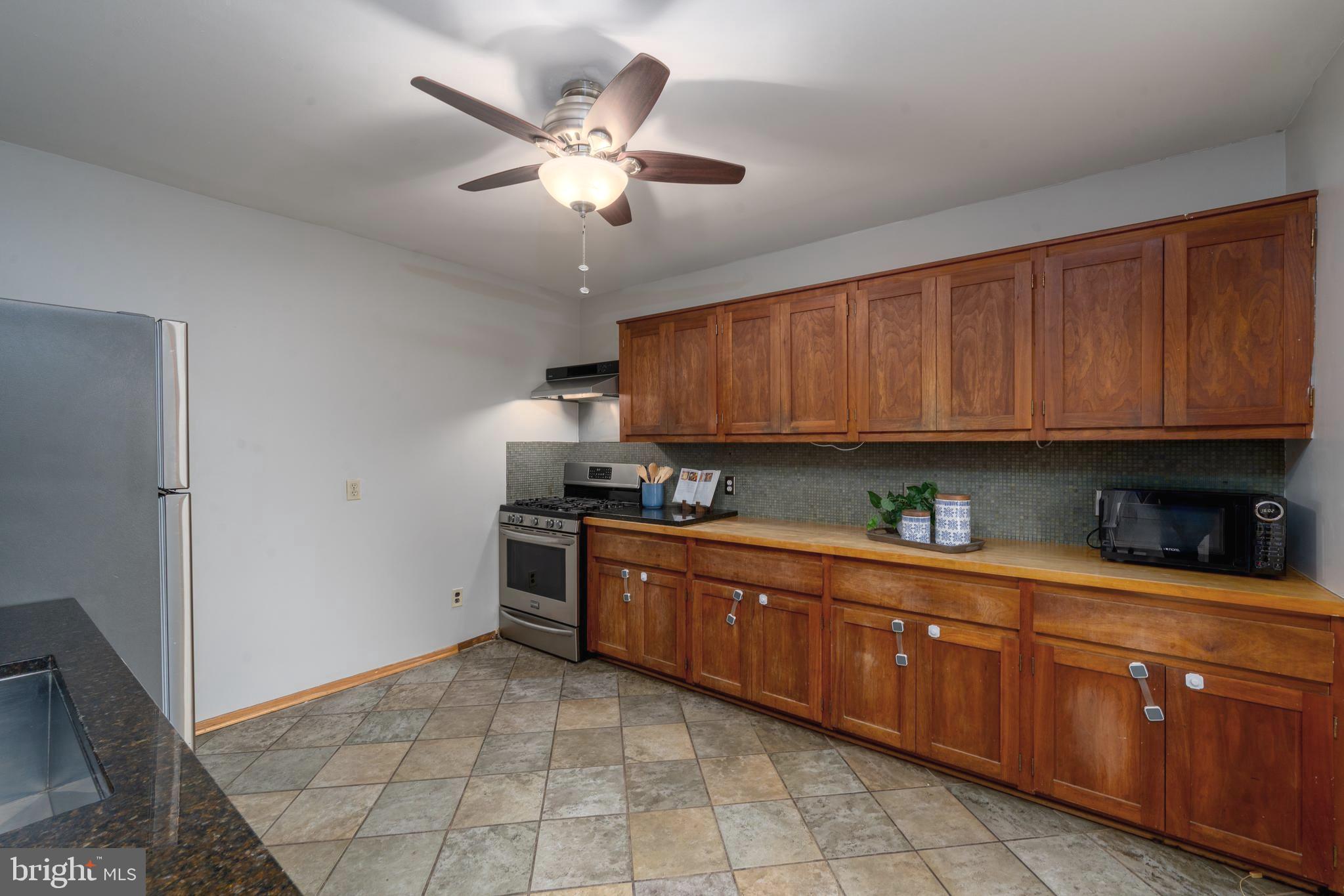 RIVERSIDE - Residential