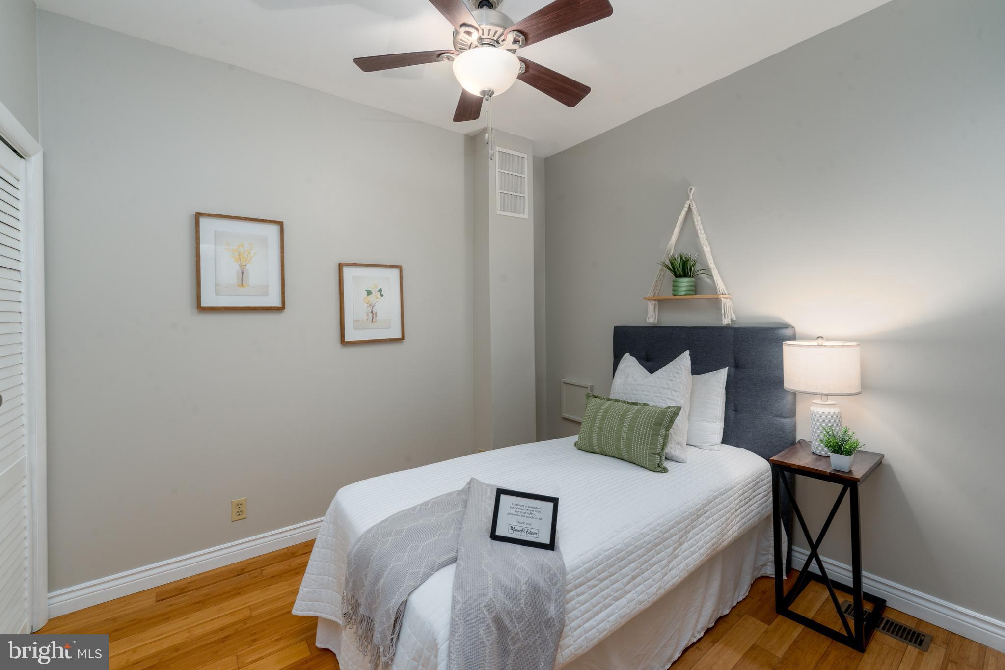 RIVERSIDE - Residential