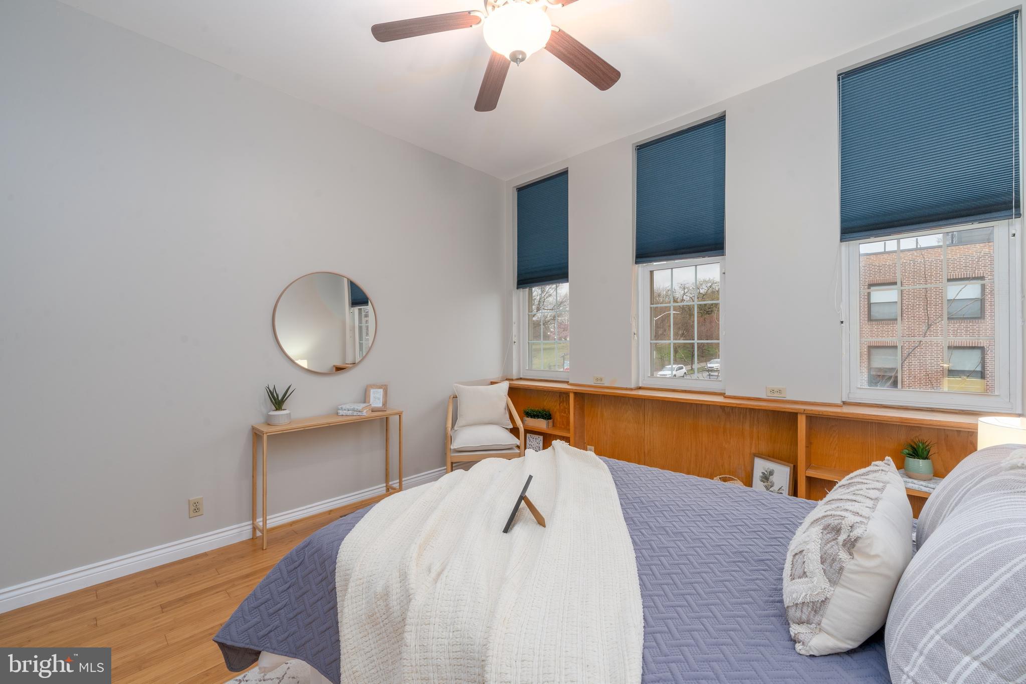 RIVERSIDE - Residential