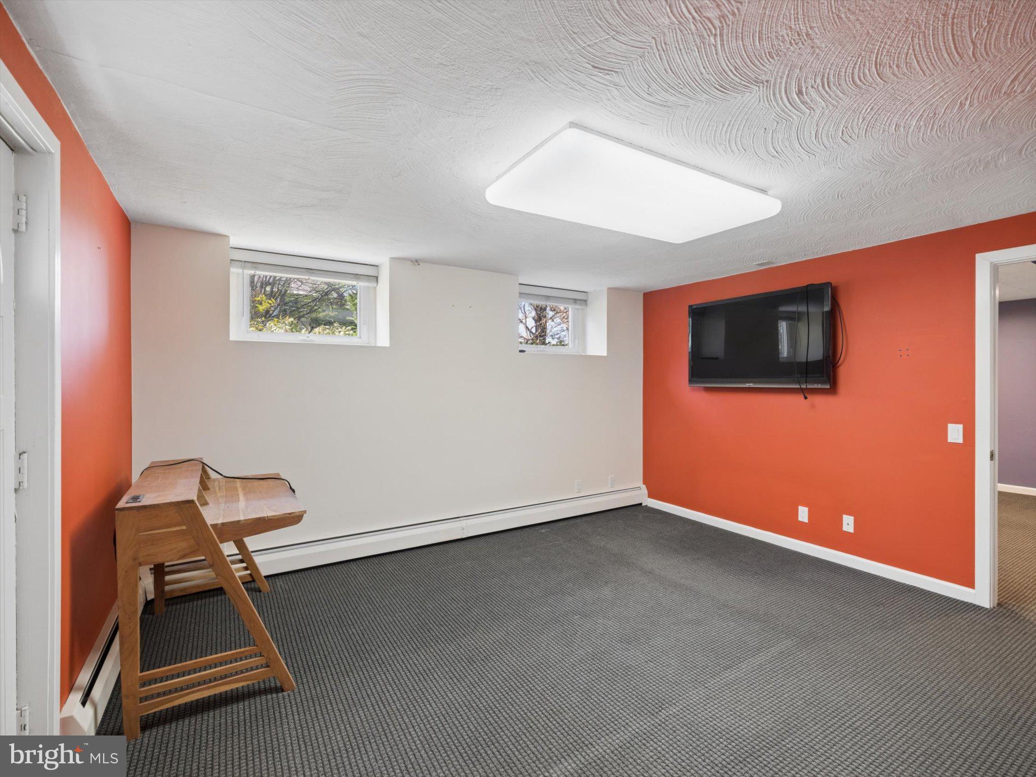 ELKINS PARK - Residential