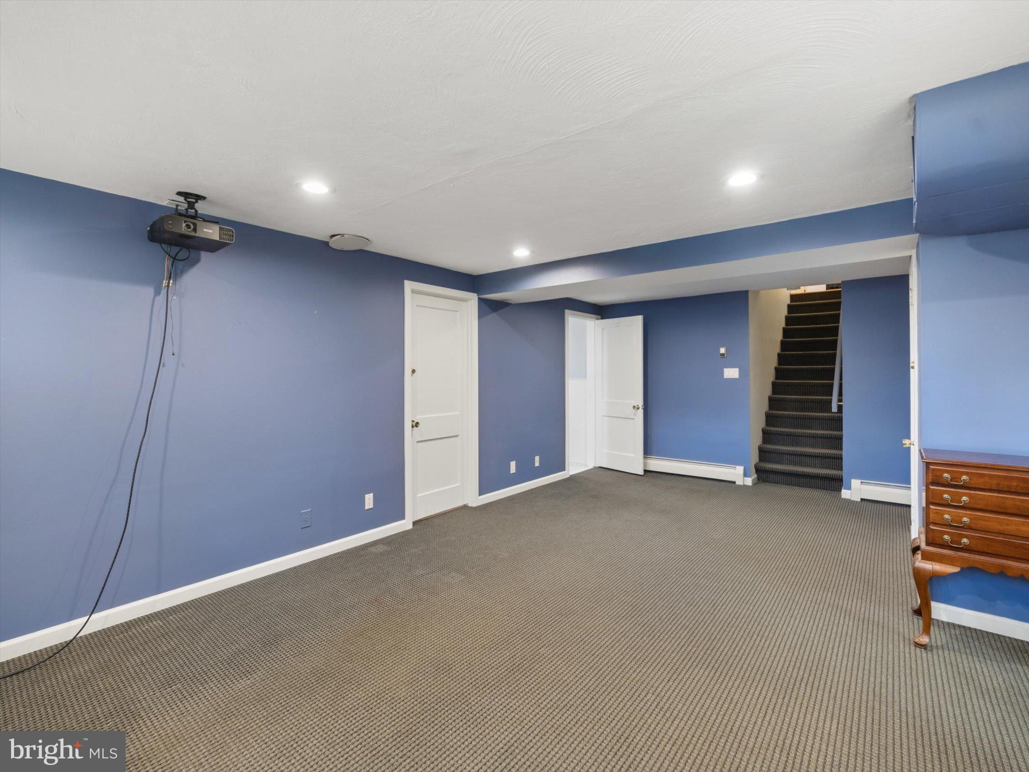 ELKINS PARK - Residential