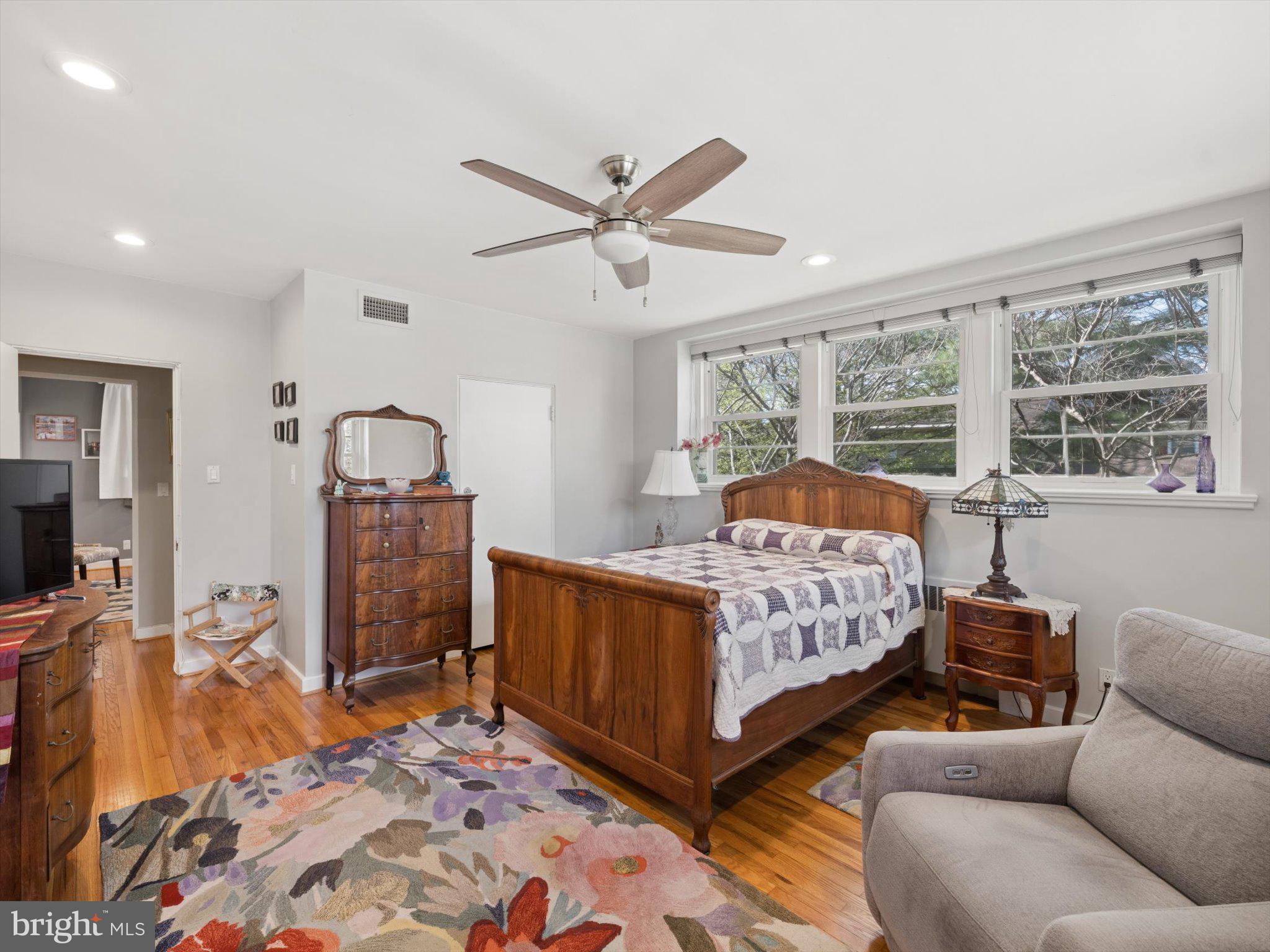 ELKINS PARK - Residential