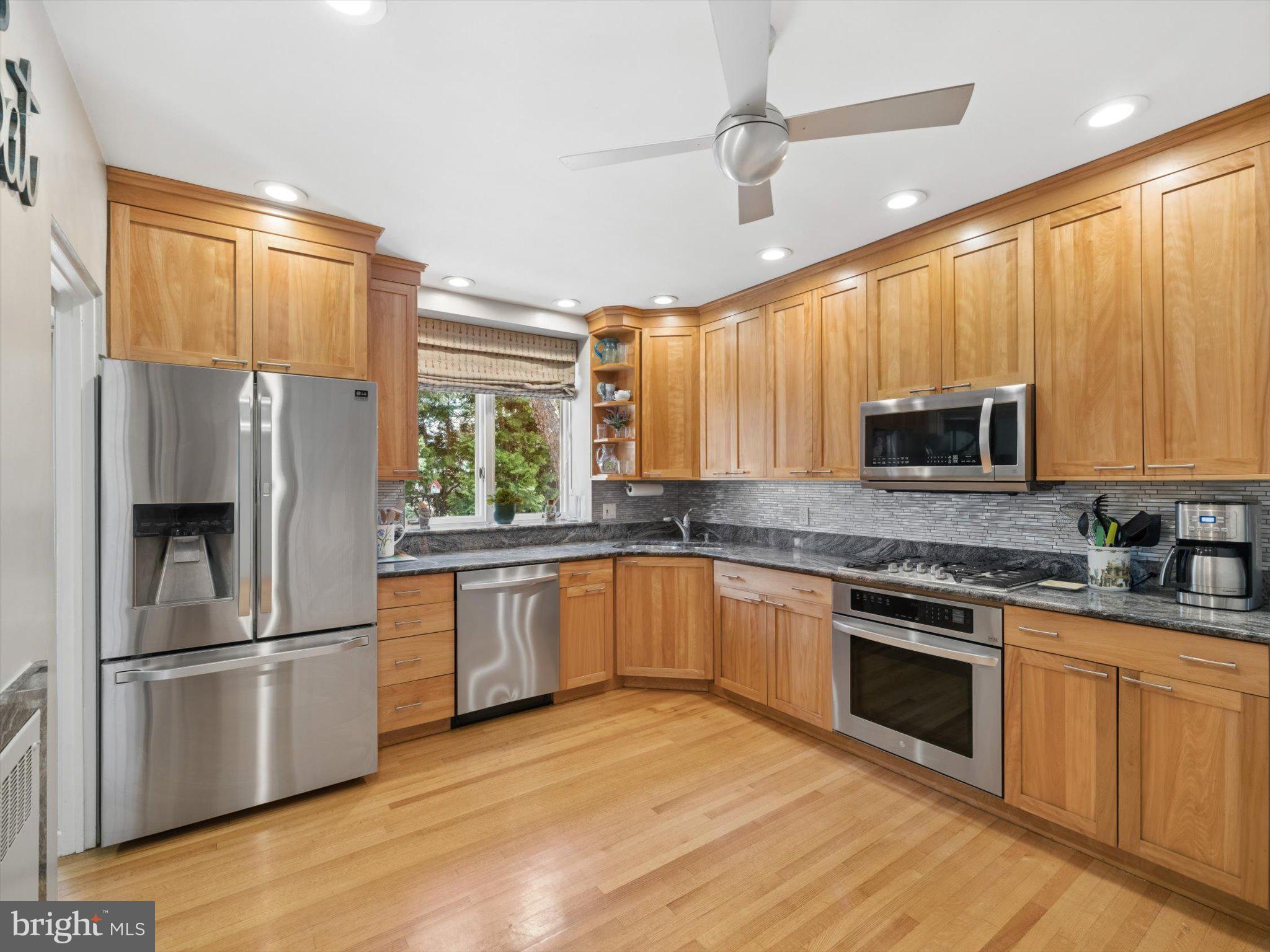 ELKINS PARK - Residential