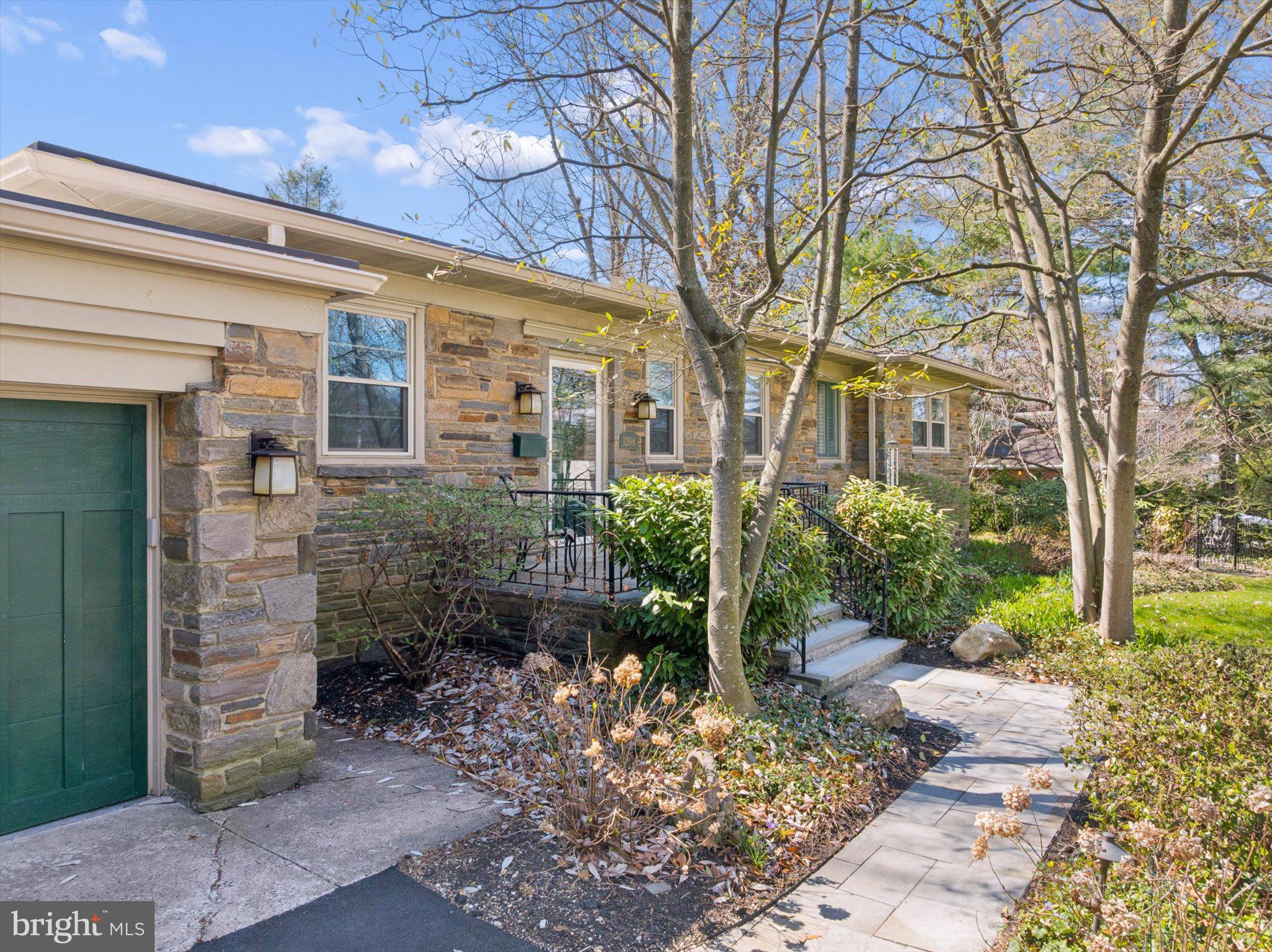 ELKINS PARK - Residential