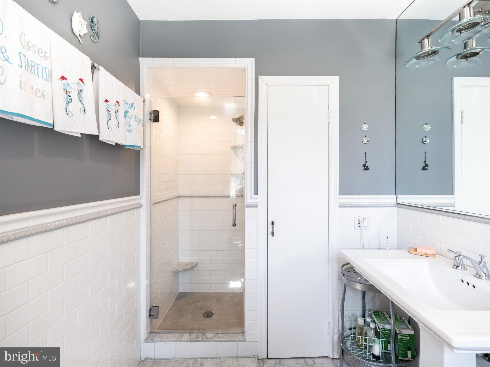 ELKINS PARK - Residential