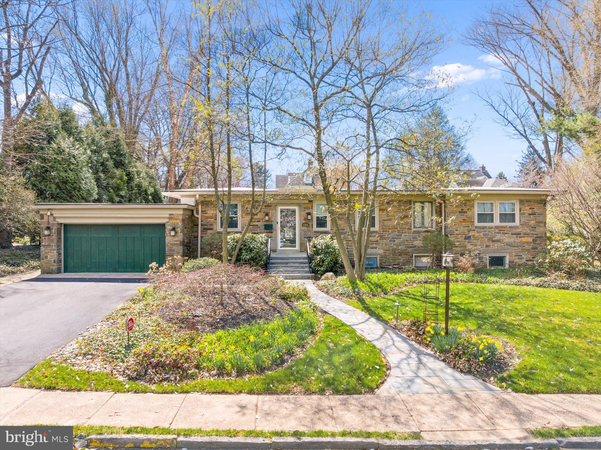 ELKINS PARK - Residential