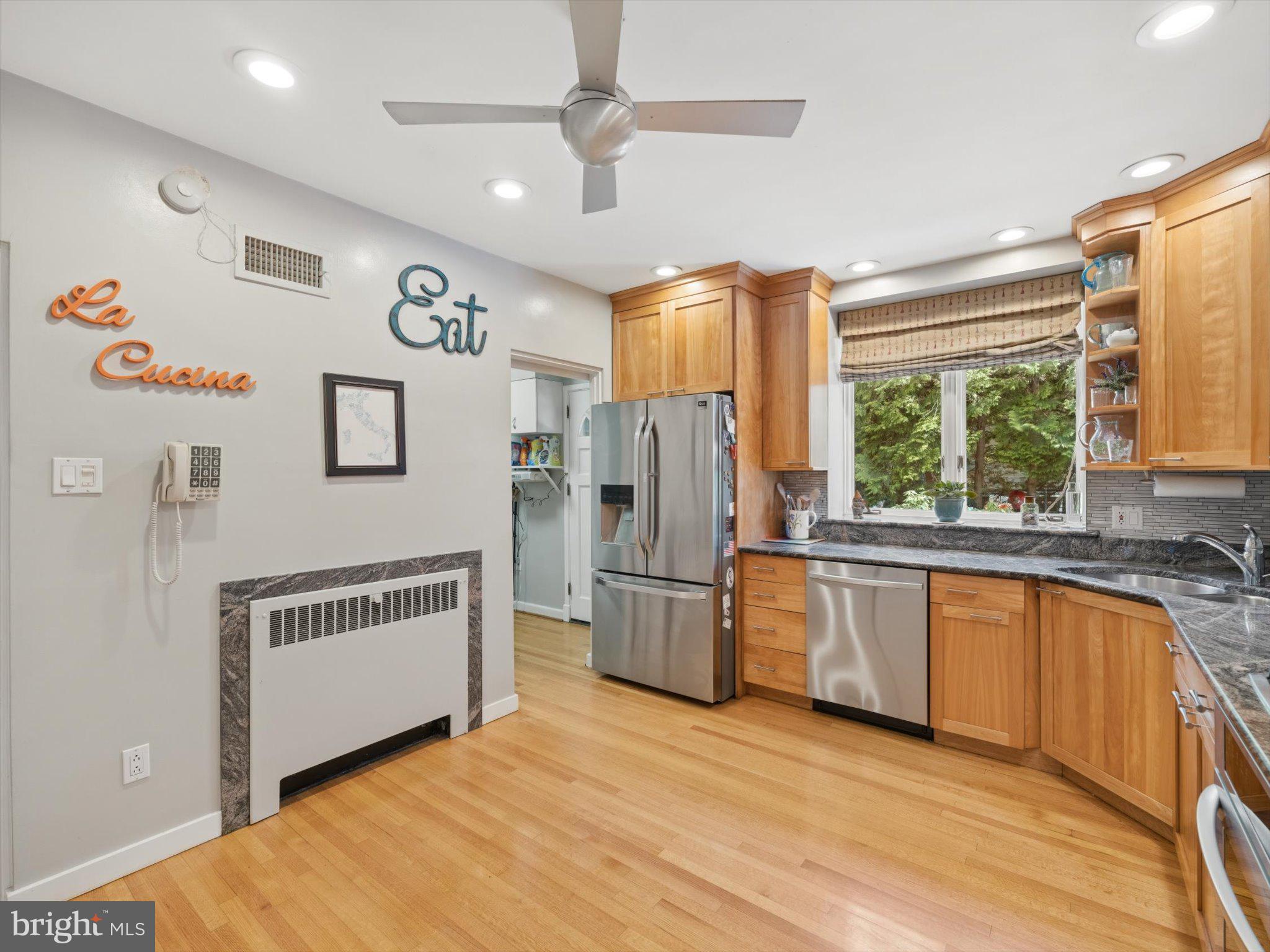 ELKINS PARK - Residential