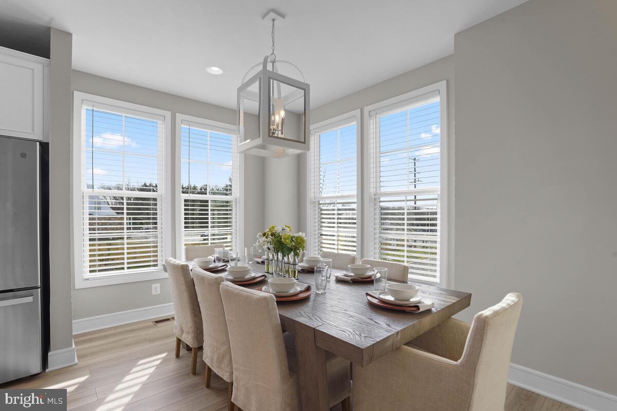 ROBINSON MANOR - Residential