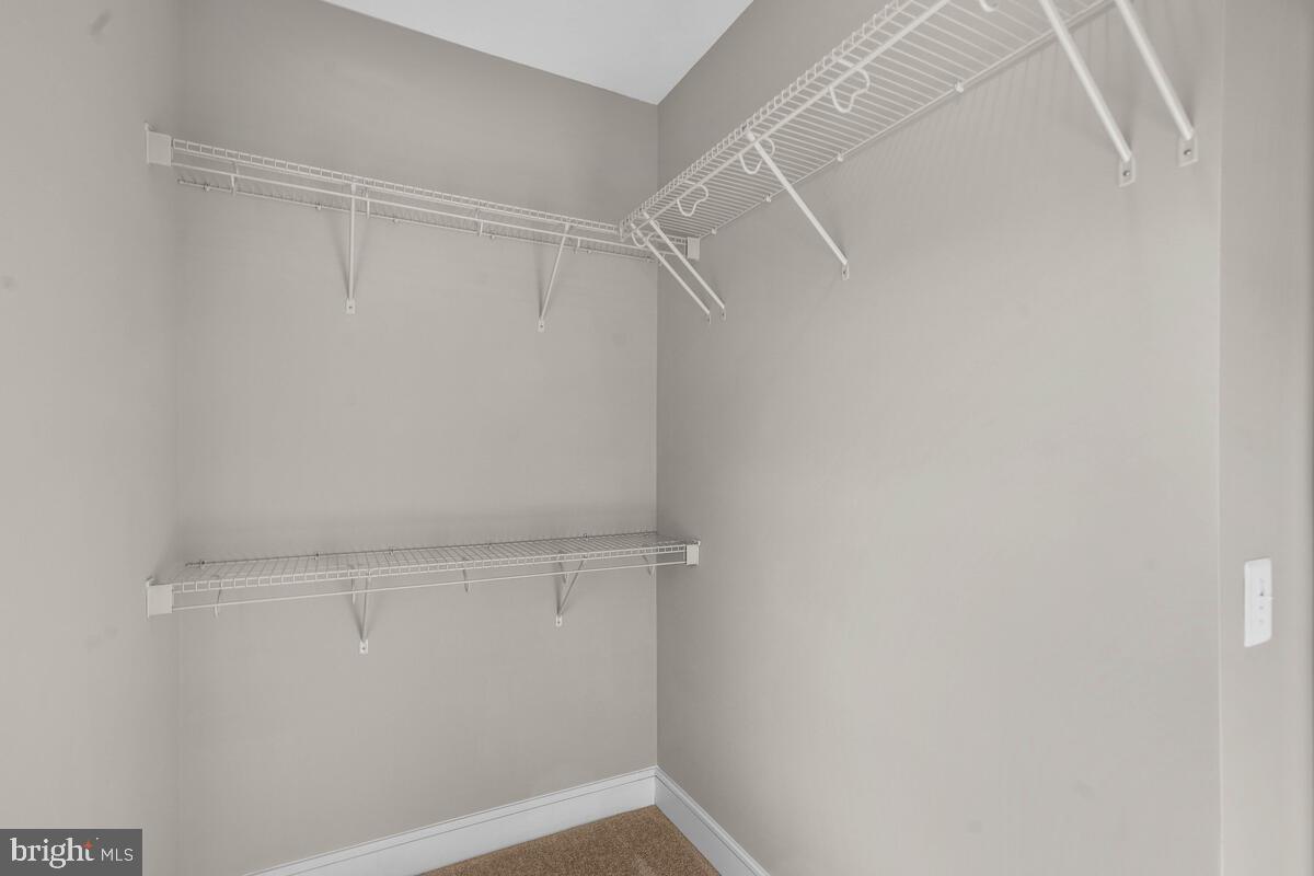 ROBINSON MANOR - Residential