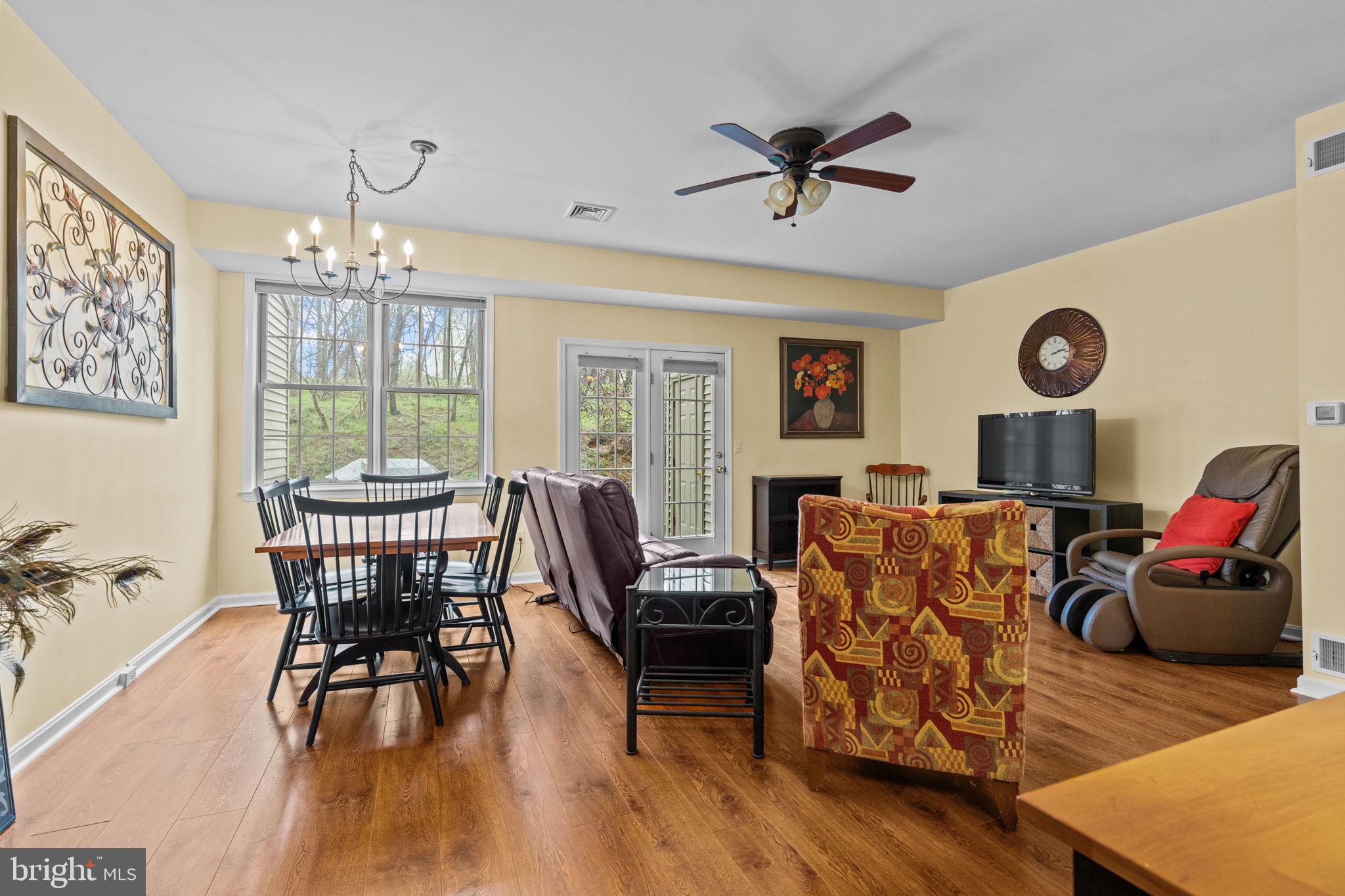 DEER RUN - Residential