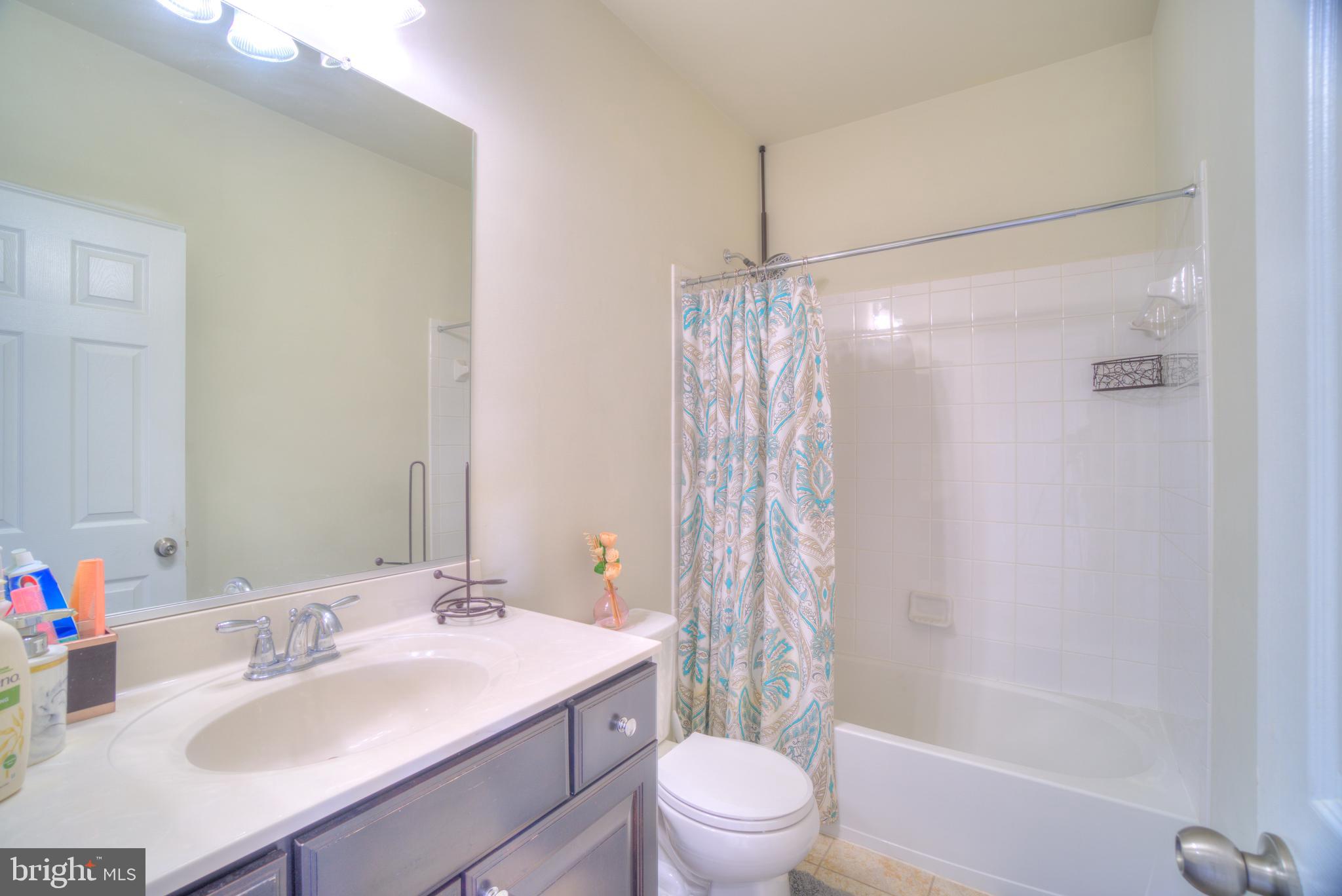 BELMONT RUN - Residential Lease