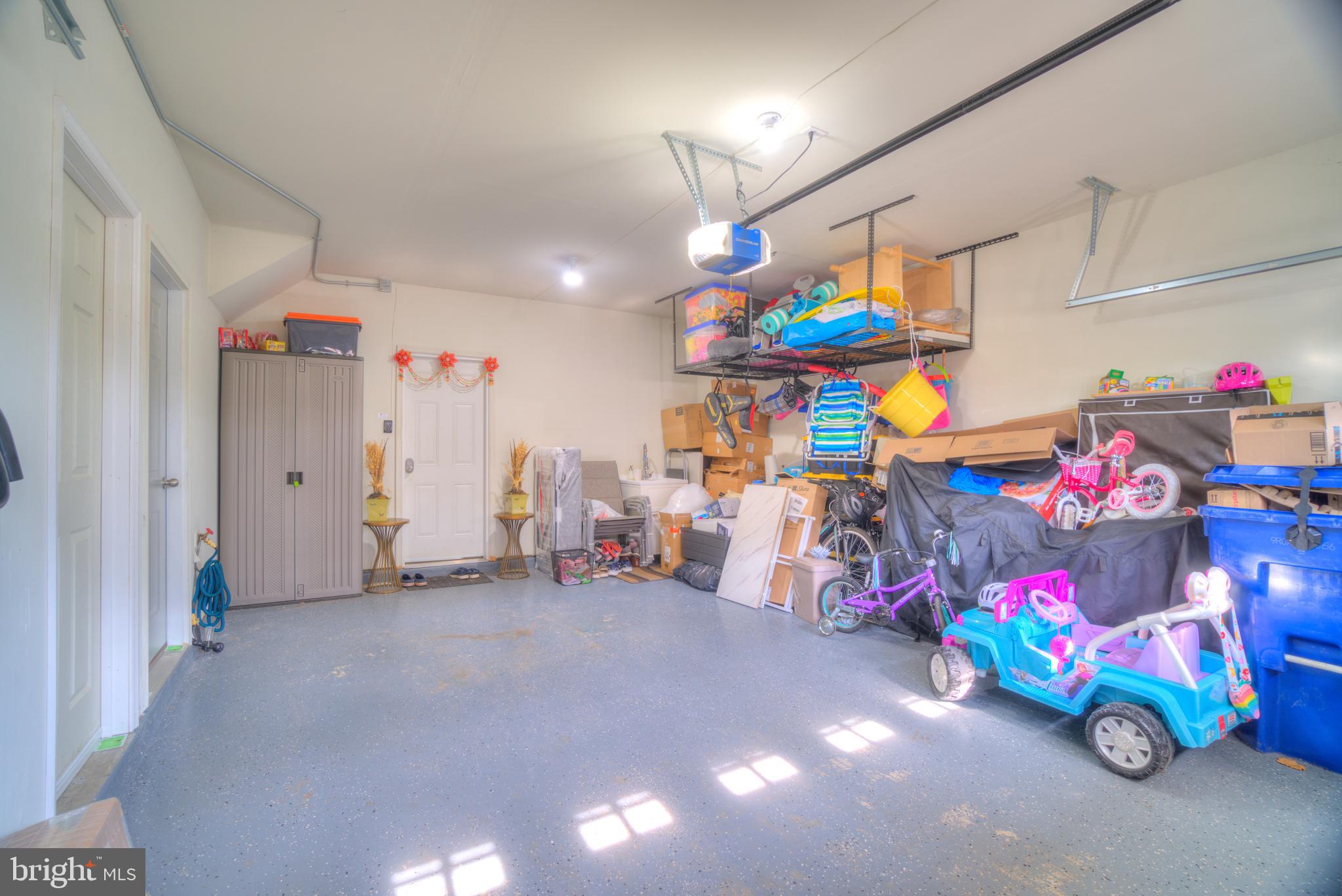 BELMONT RUN - Residential Lease