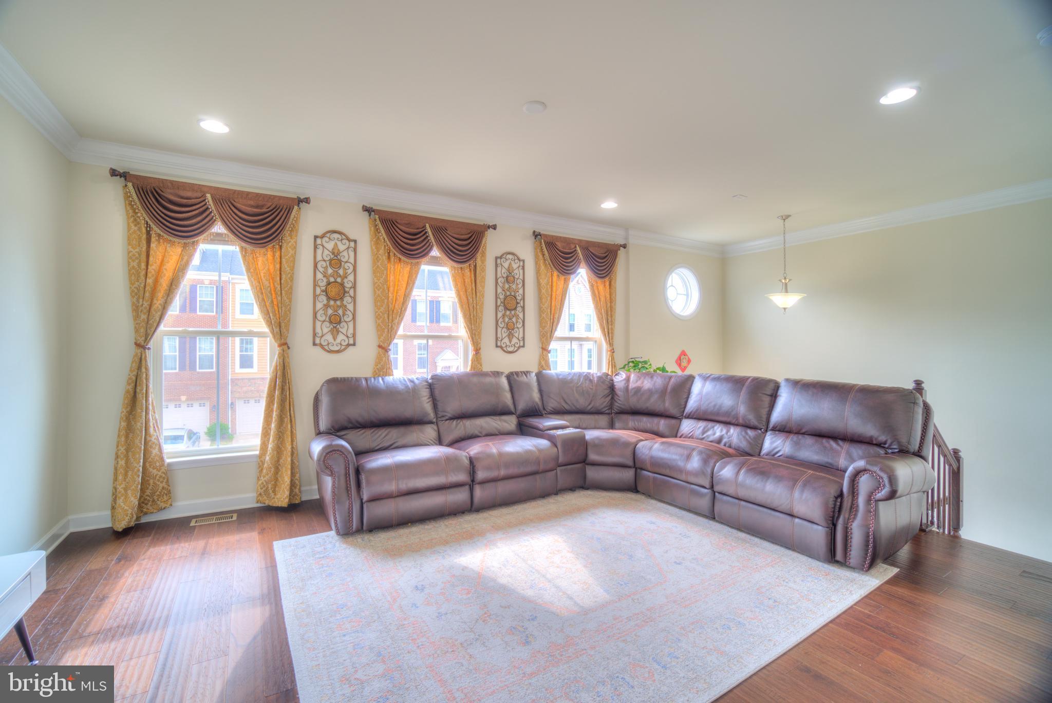 BELMONT RUN - Residential Lease