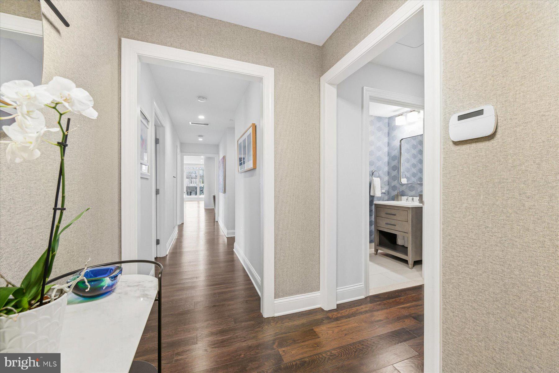 DOWNTOWN BETHESDA - Residential