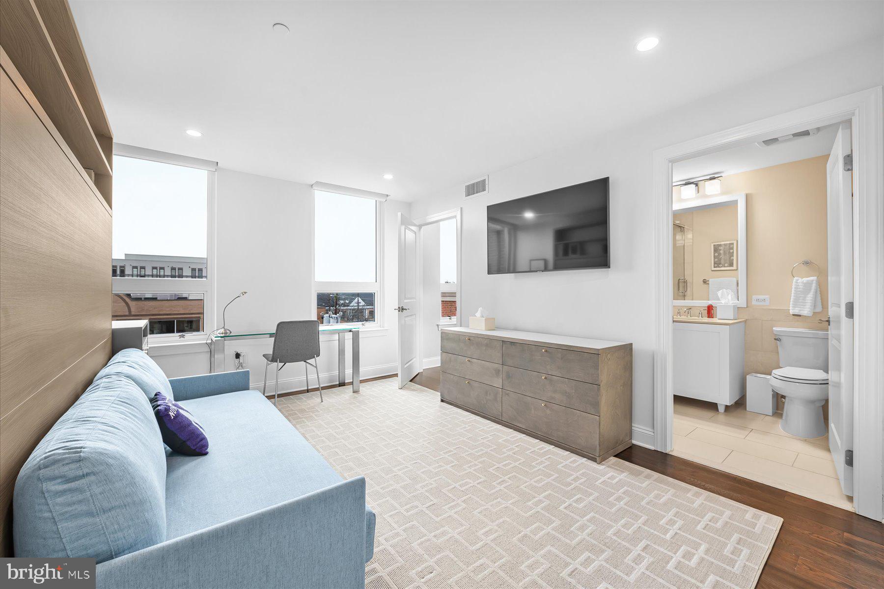 DOWNTOWN BETHESDA - Residential