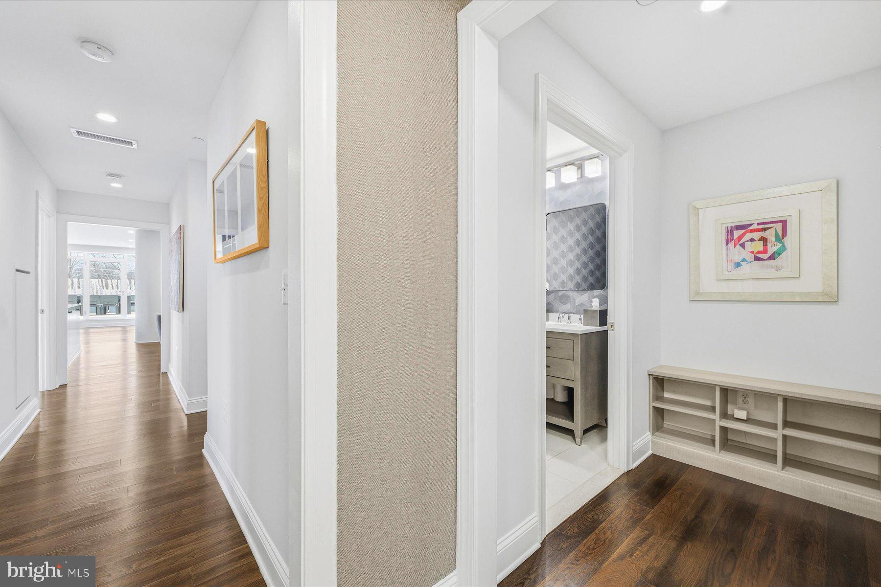 DOWNTOWN BETHESDA - Residential