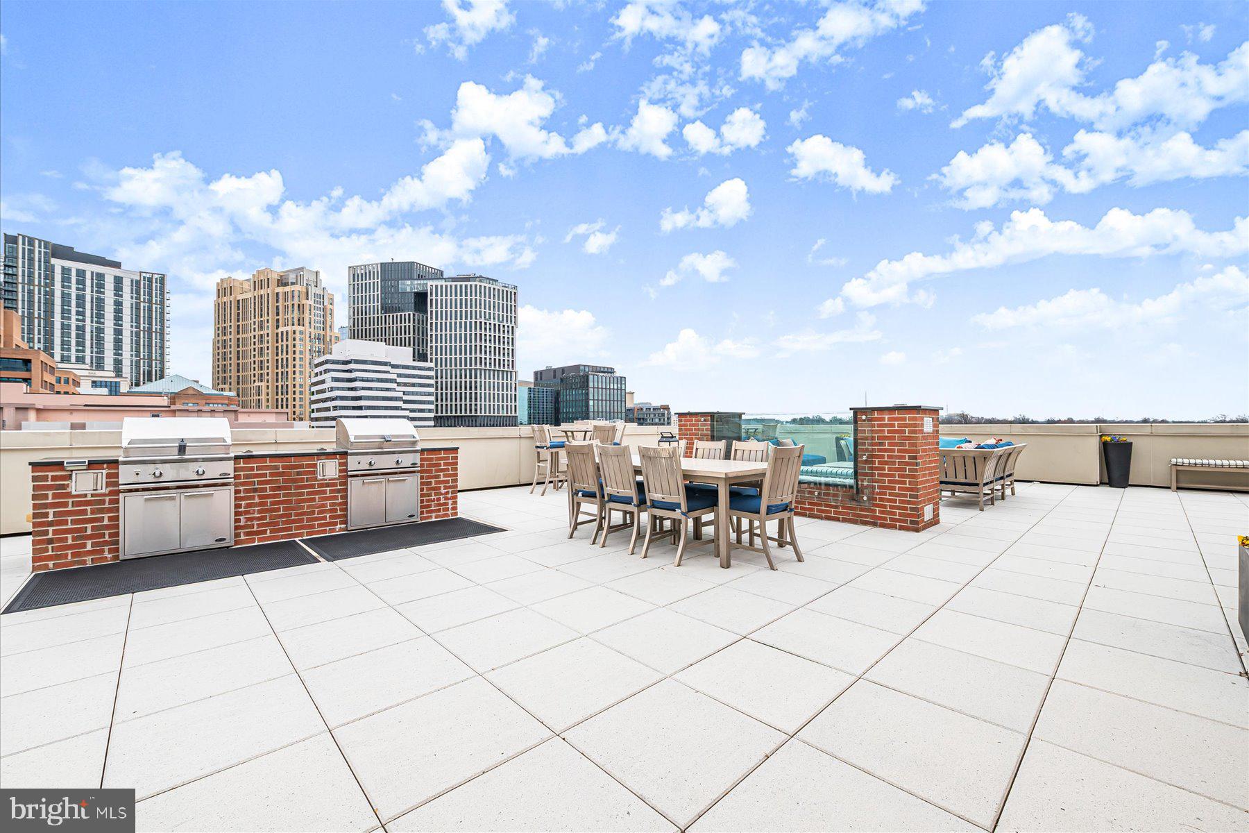 DOWNTOWN BETHESDA - Residential