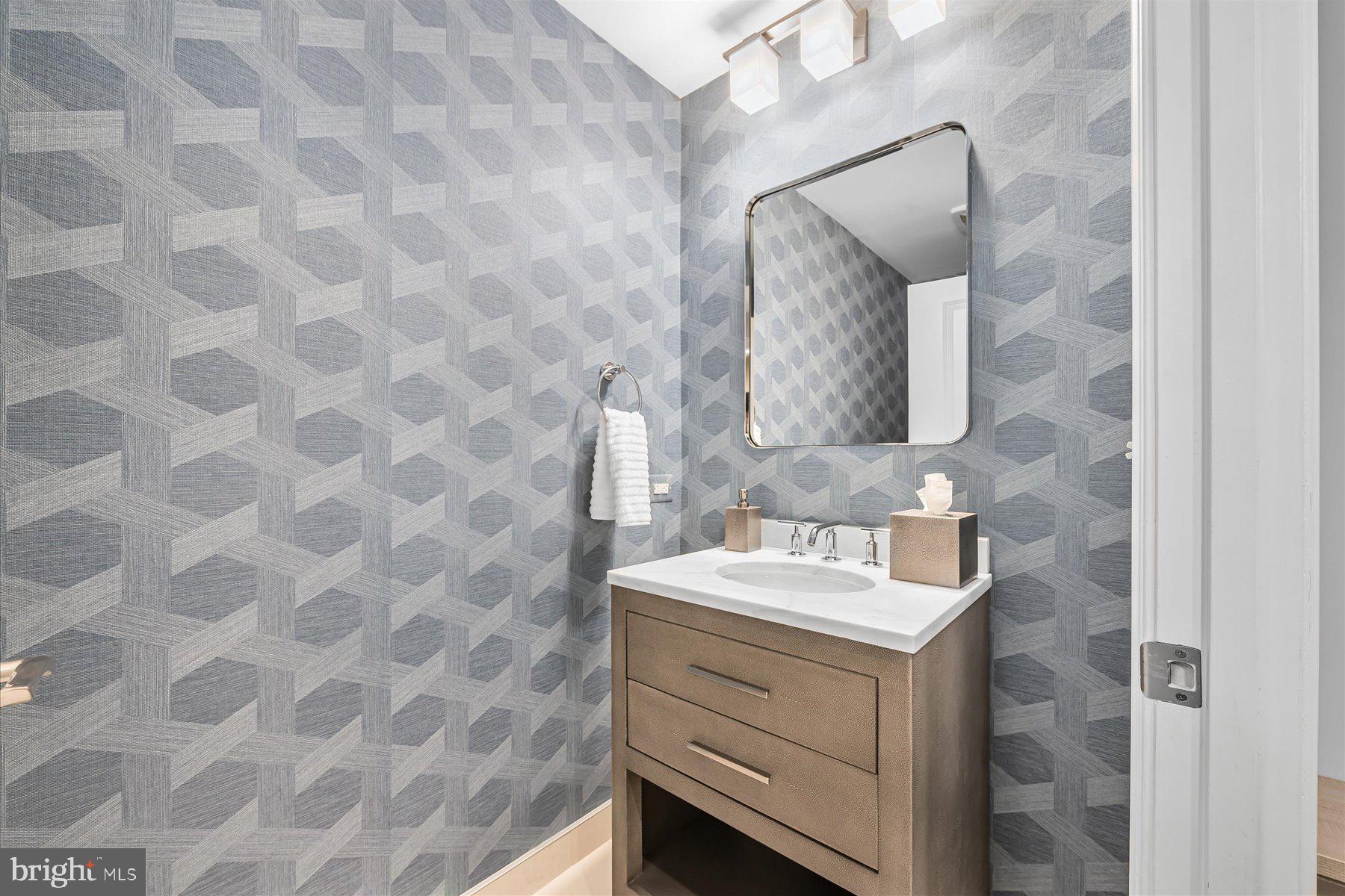 DOWNTOWN BETHESDA - Residential