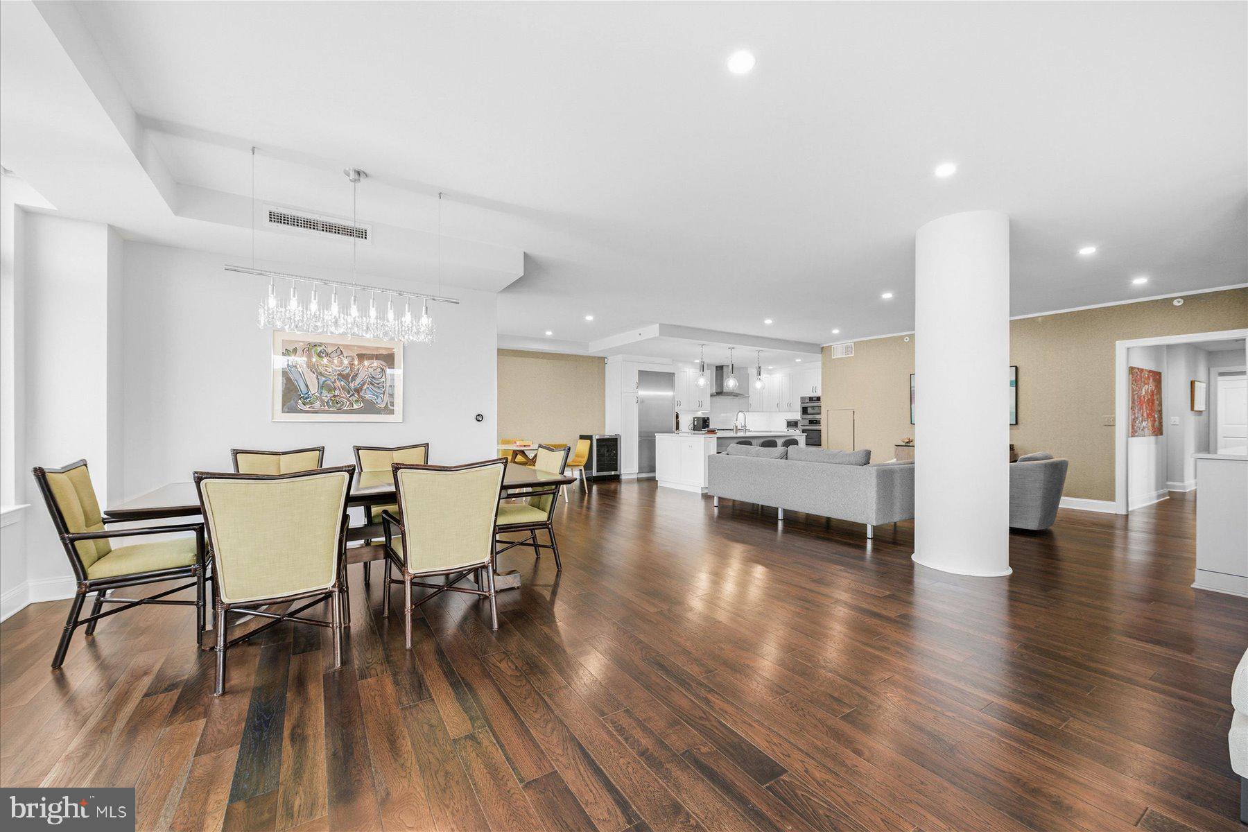 DOWNTOWN BETHESDA - Residential