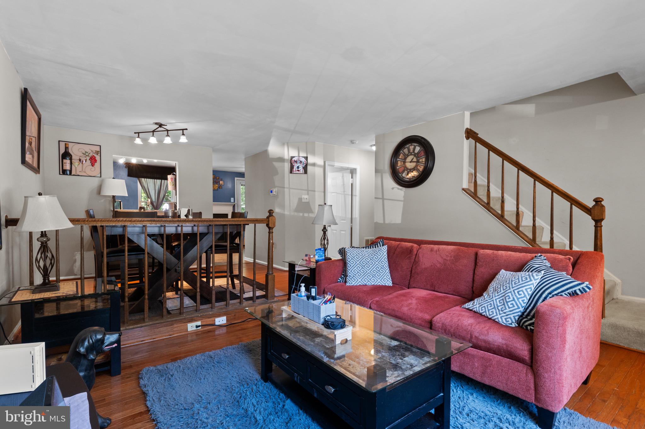 GUNNERS LAKE VILLAGE - Residential