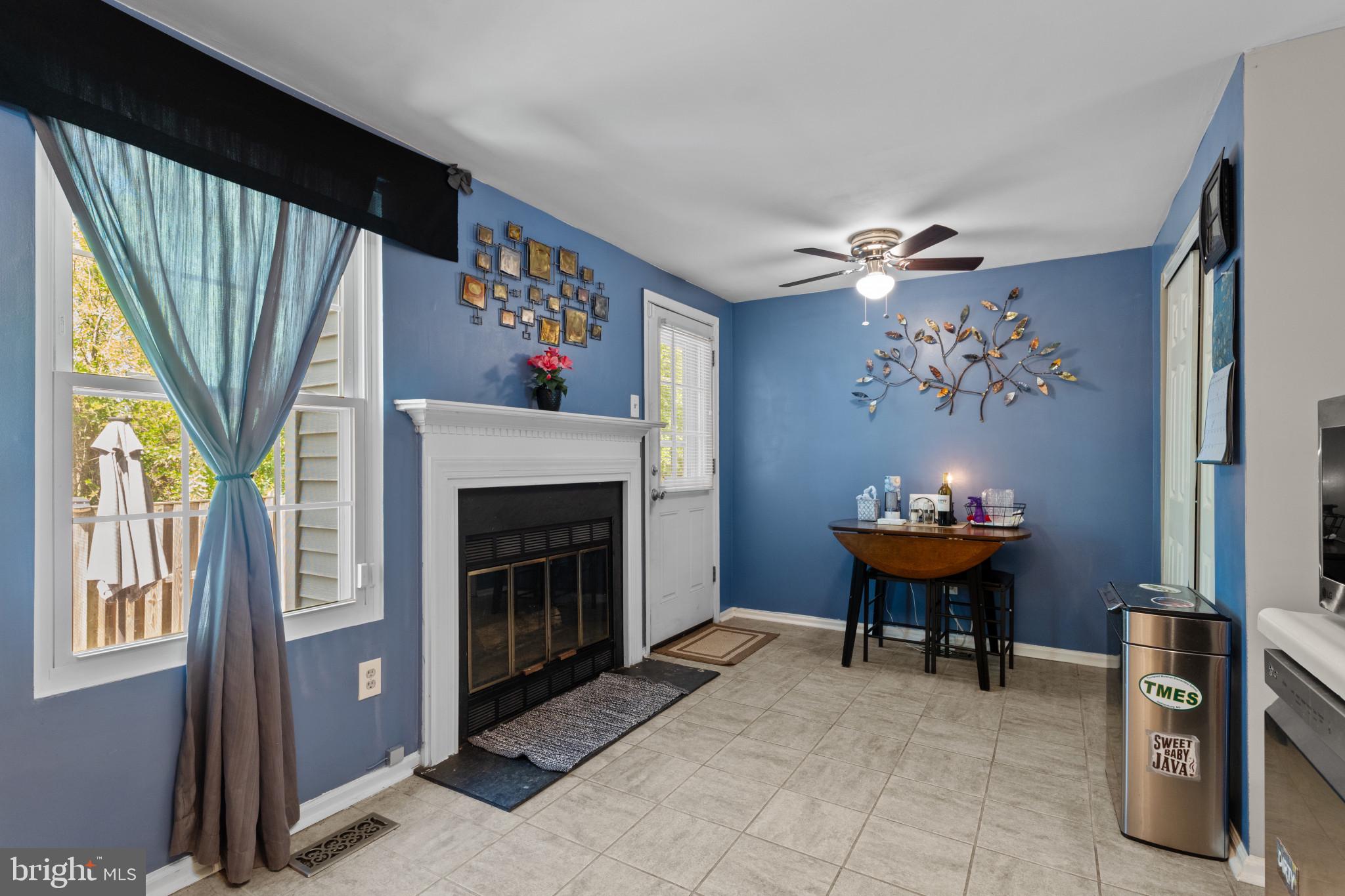 GUNNERS LAKE VILLAGE - Residential