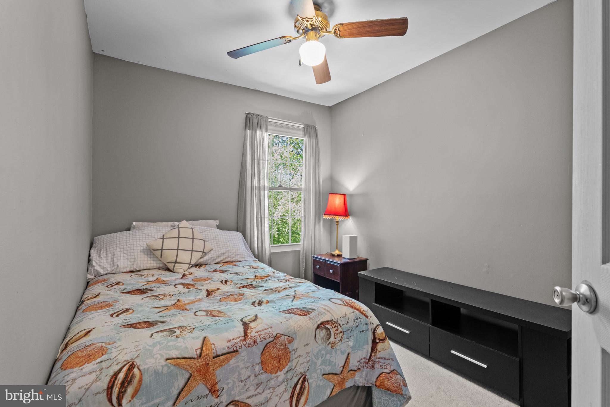 GUNNERS LAKE VILLAGE - Residential